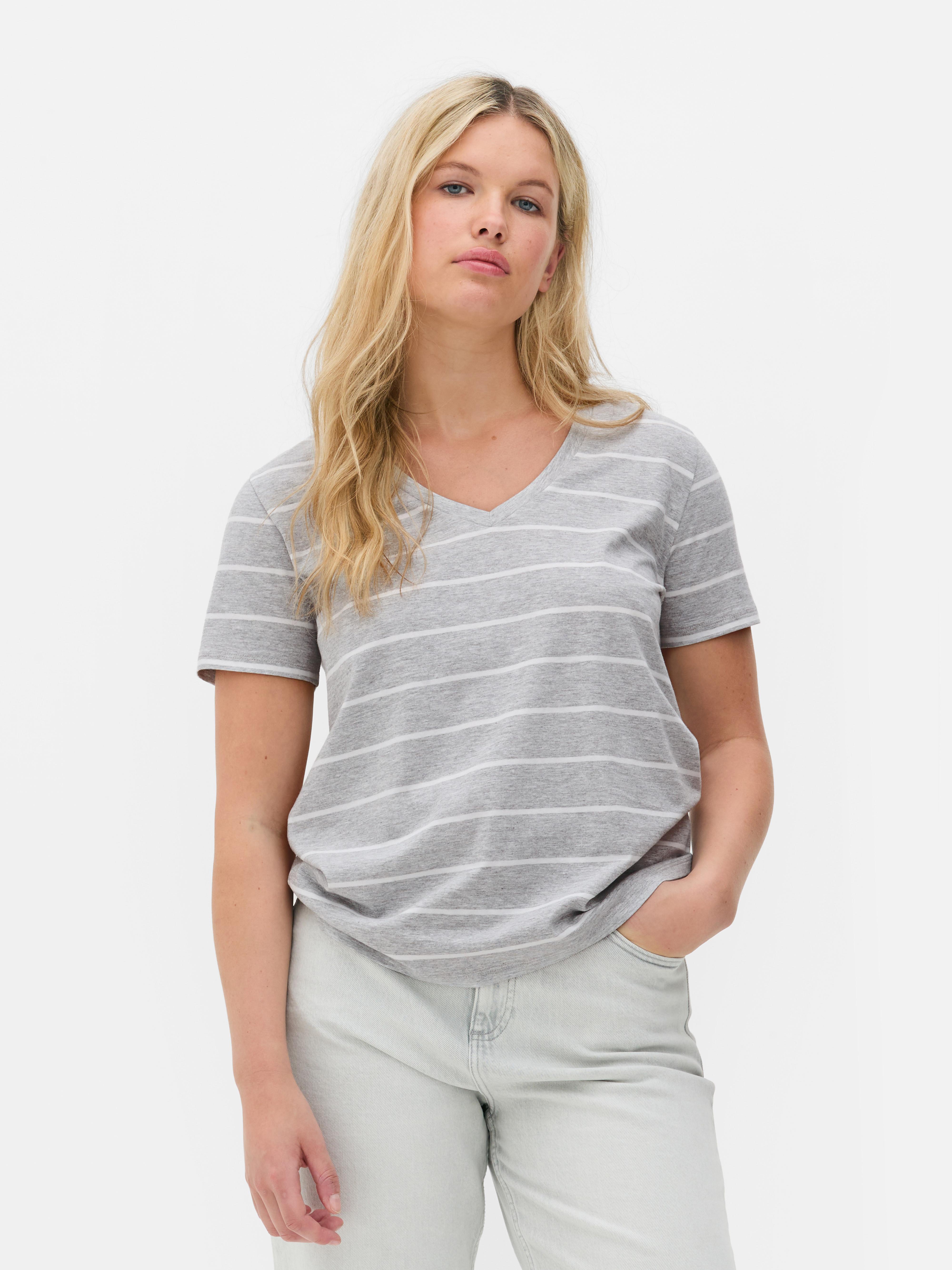 T-shirt rayé à col en V