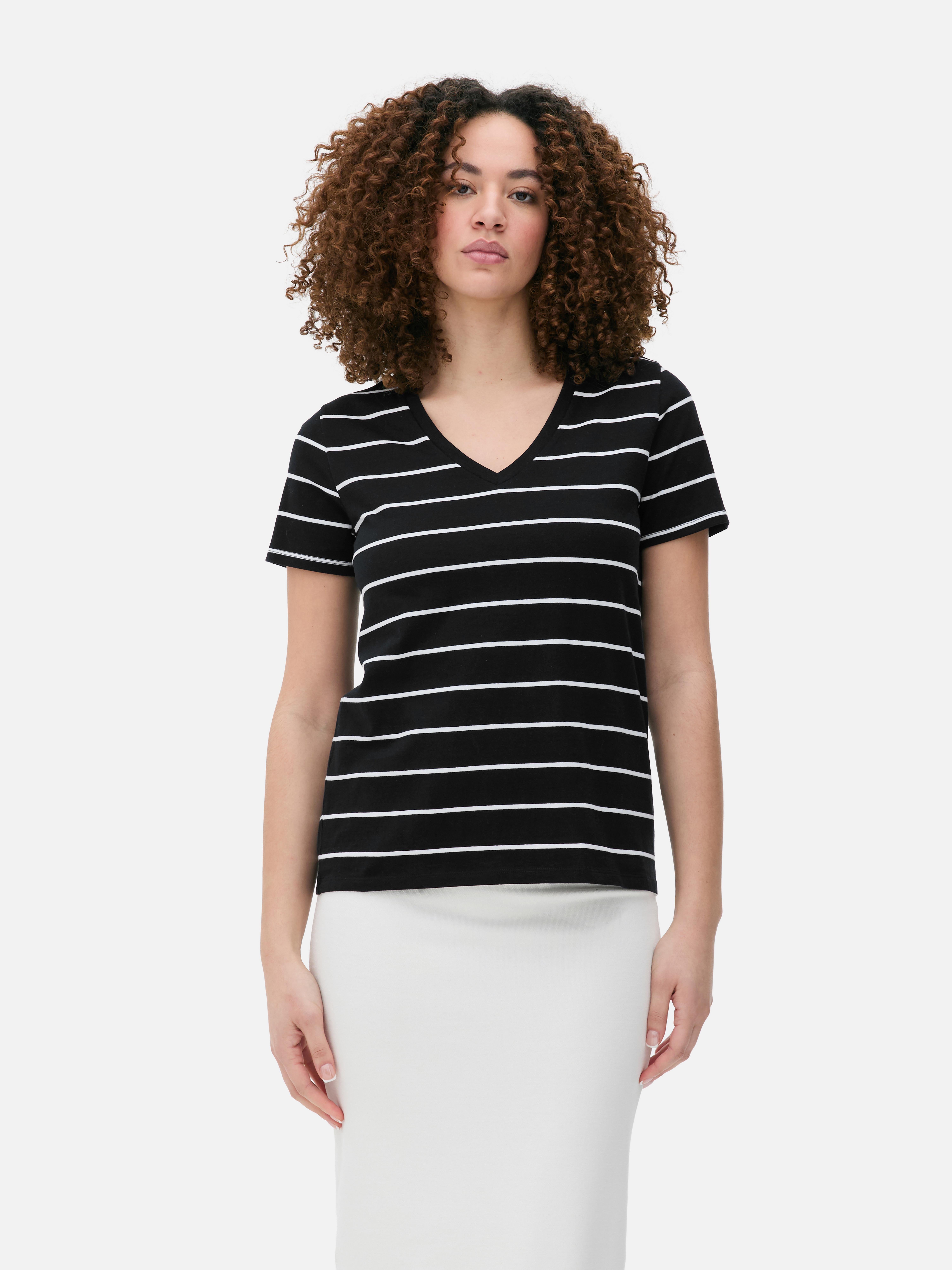 T-shirt rayé à col en V