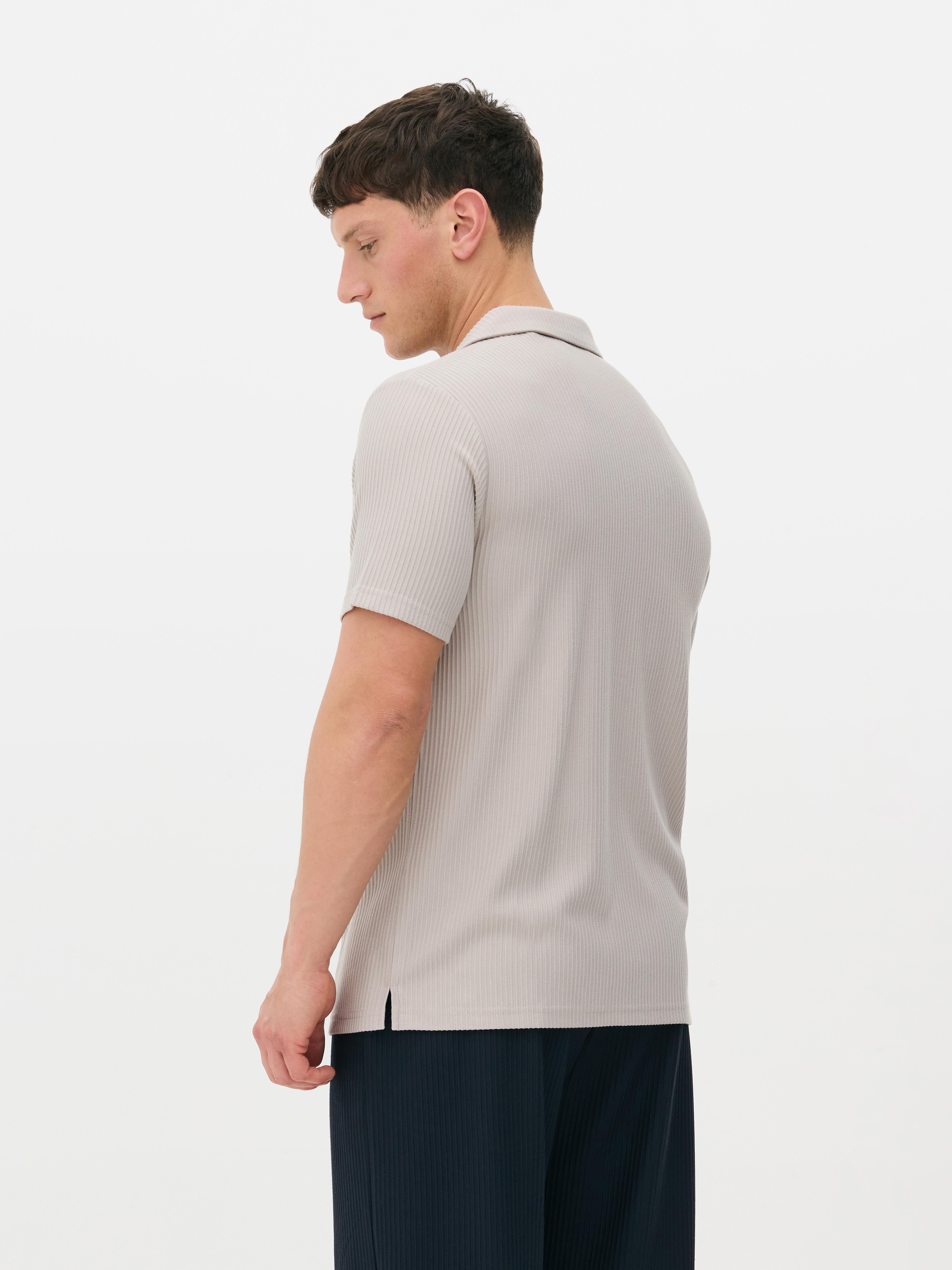 Kem Plissé Short Sleeve Shirt