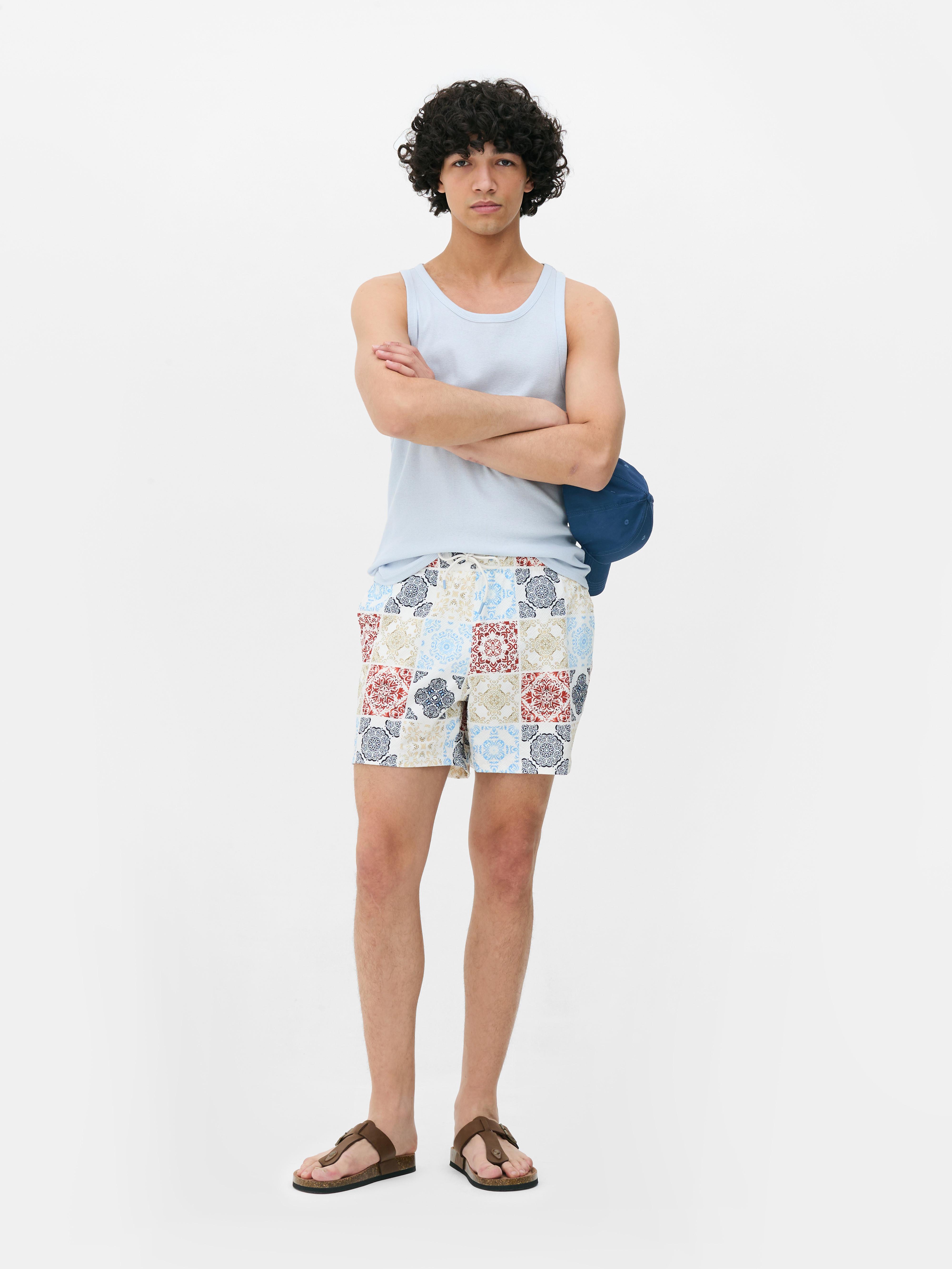 Badeshorts mit Kordelzug und Mosaikfliesenmuster