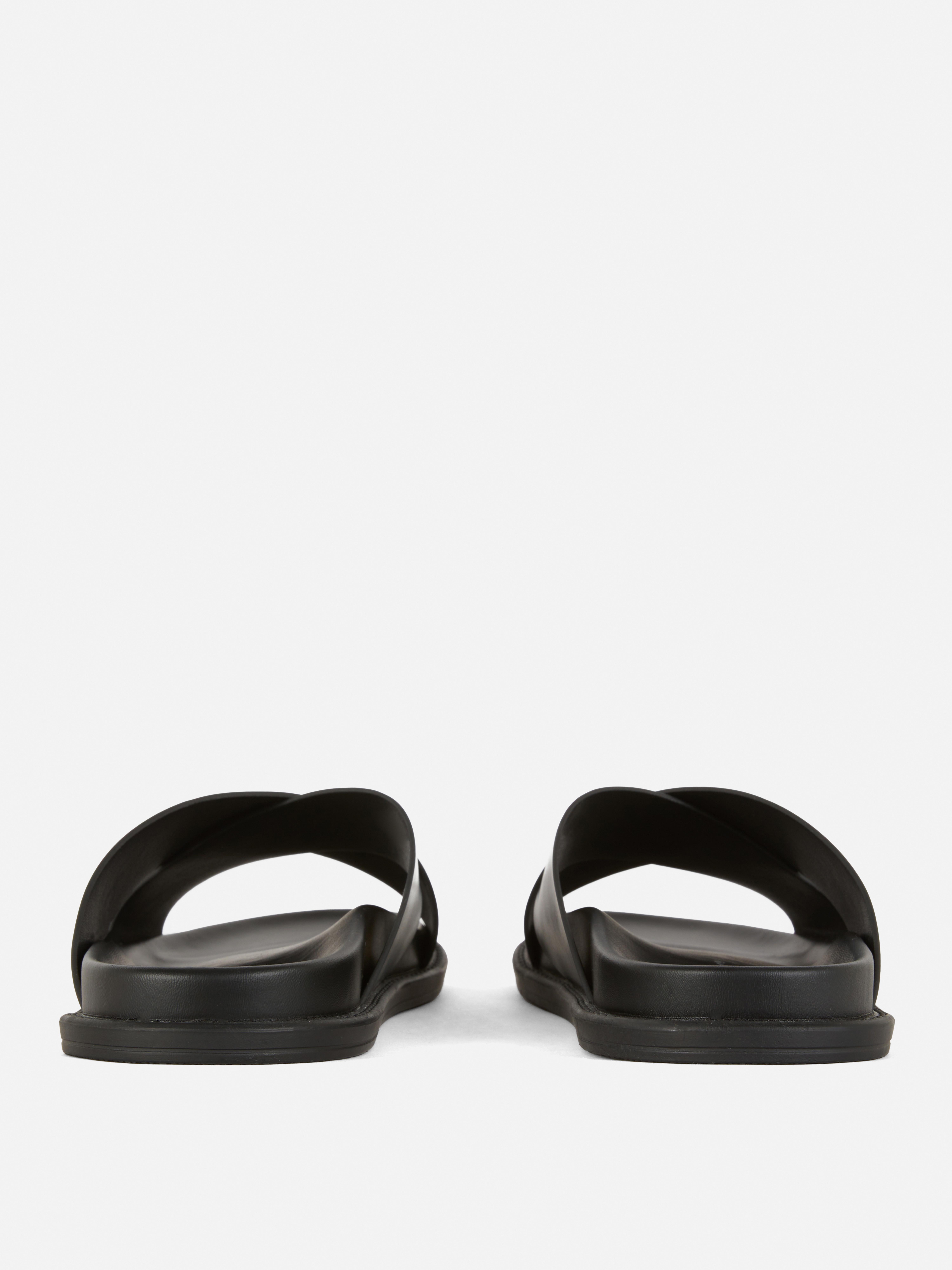 Chanclas de piscina con tiras cruzadas