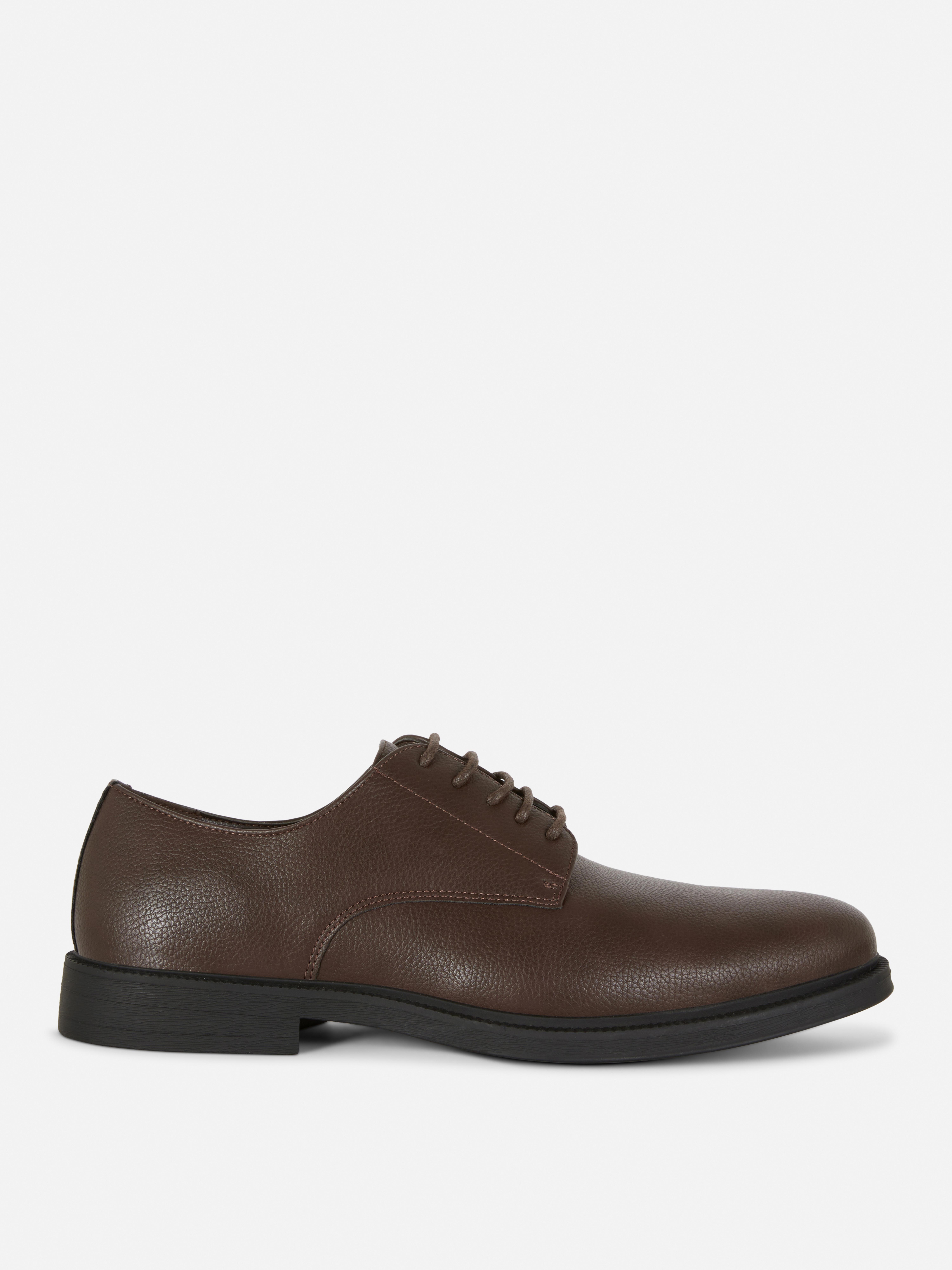 Zapatos Derby clásicos