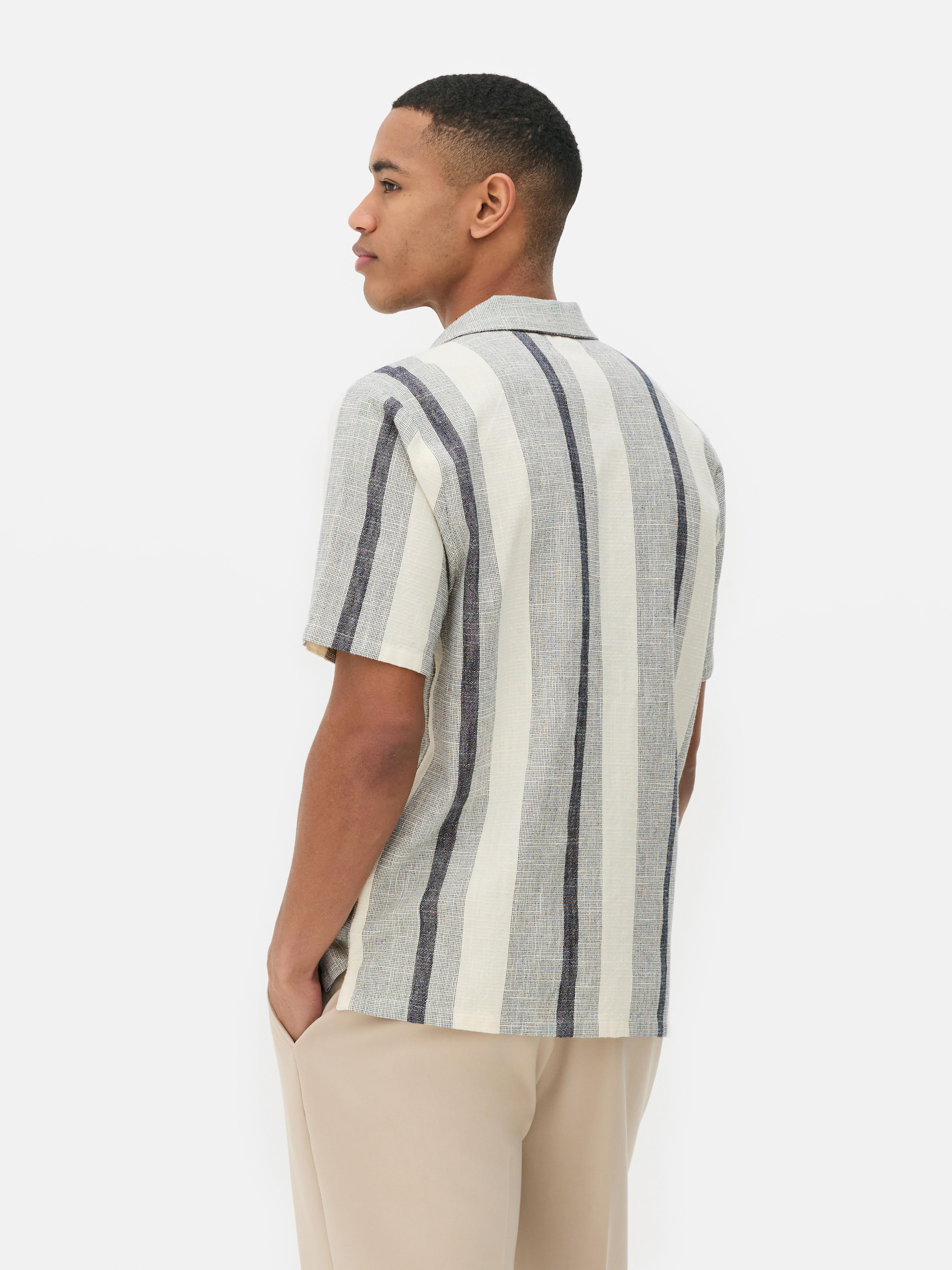 Chemise rayée et texturée à manches courtes