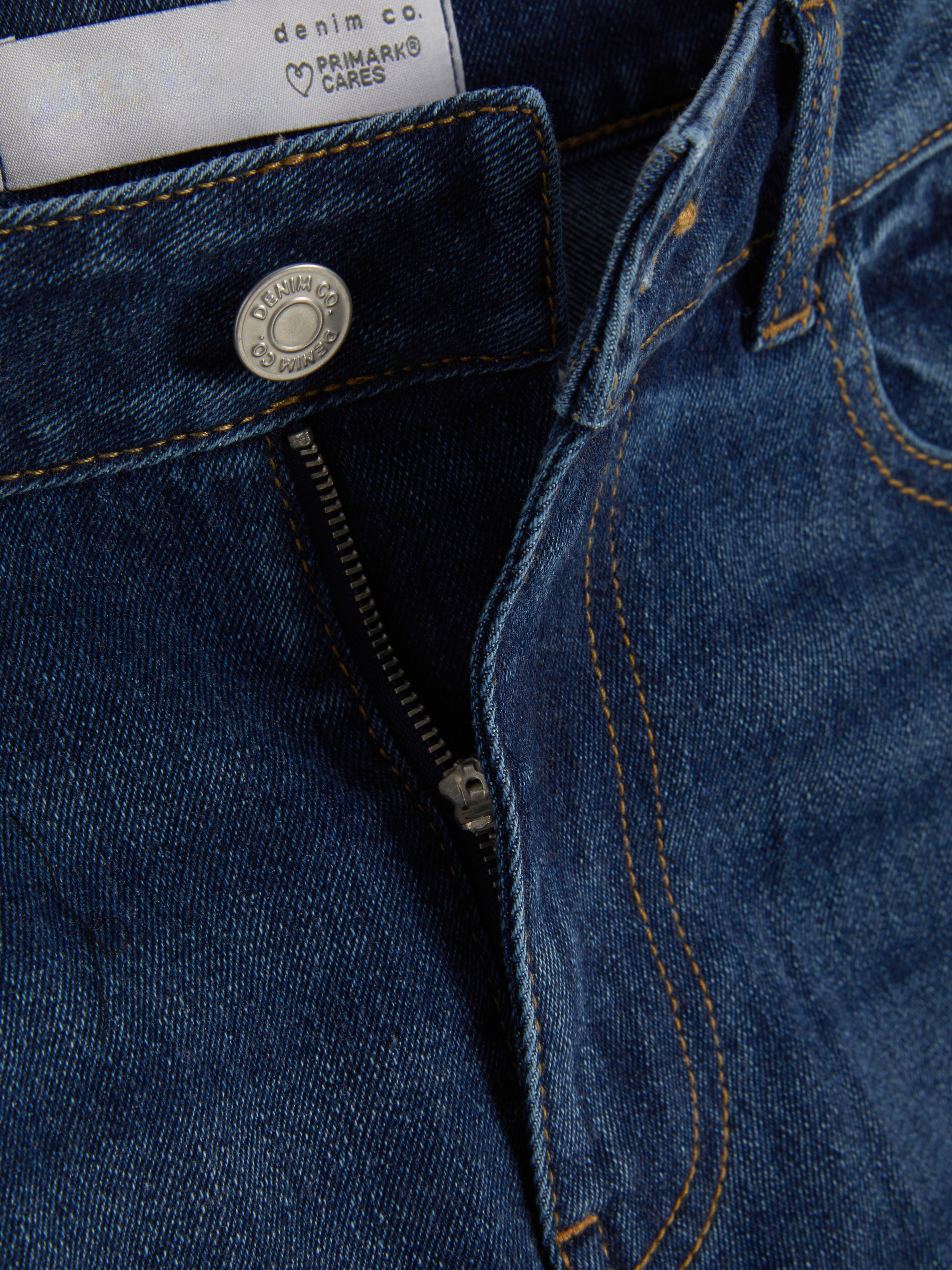 Short en jean à revers