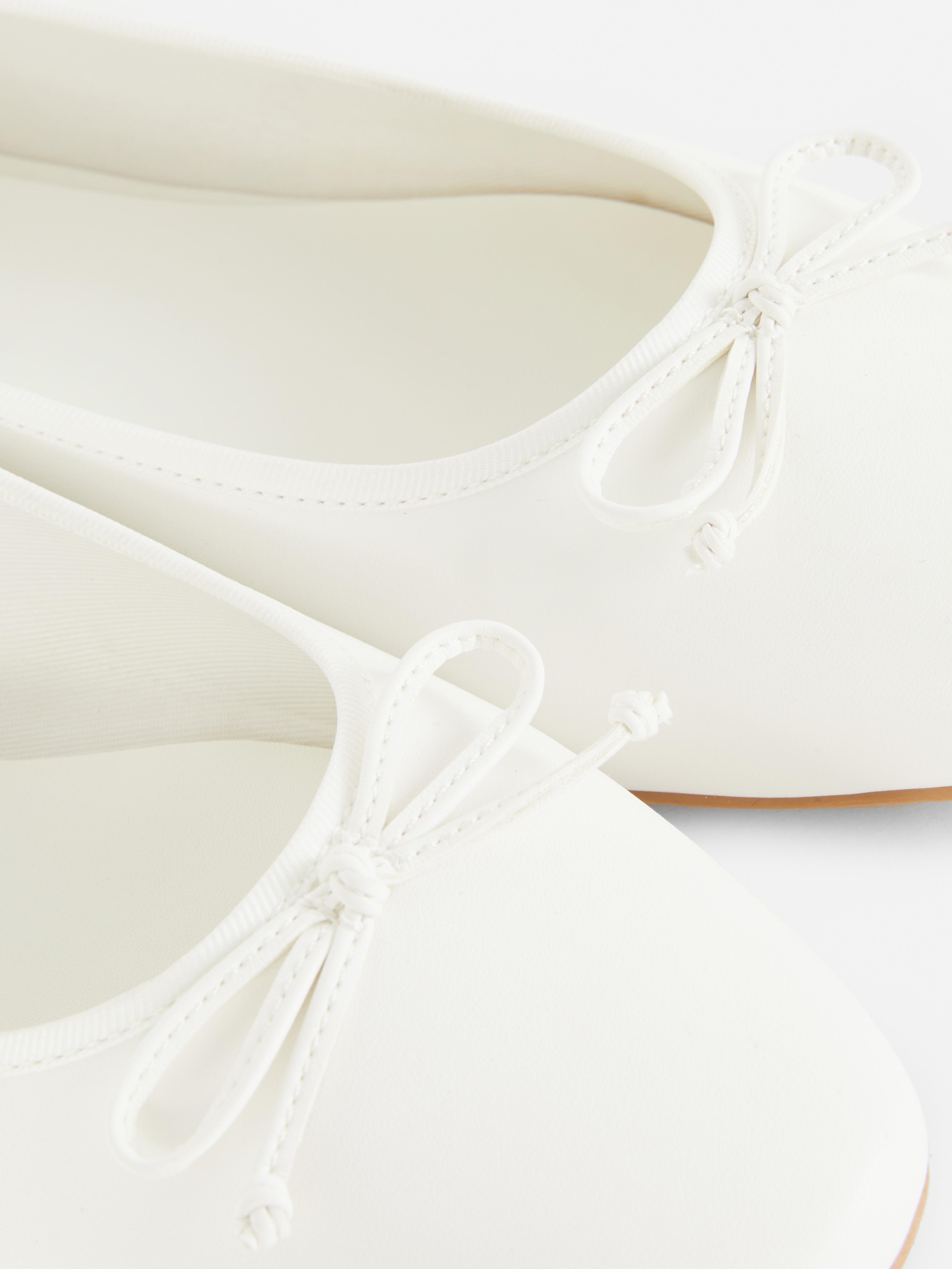 Ballerina's met strik