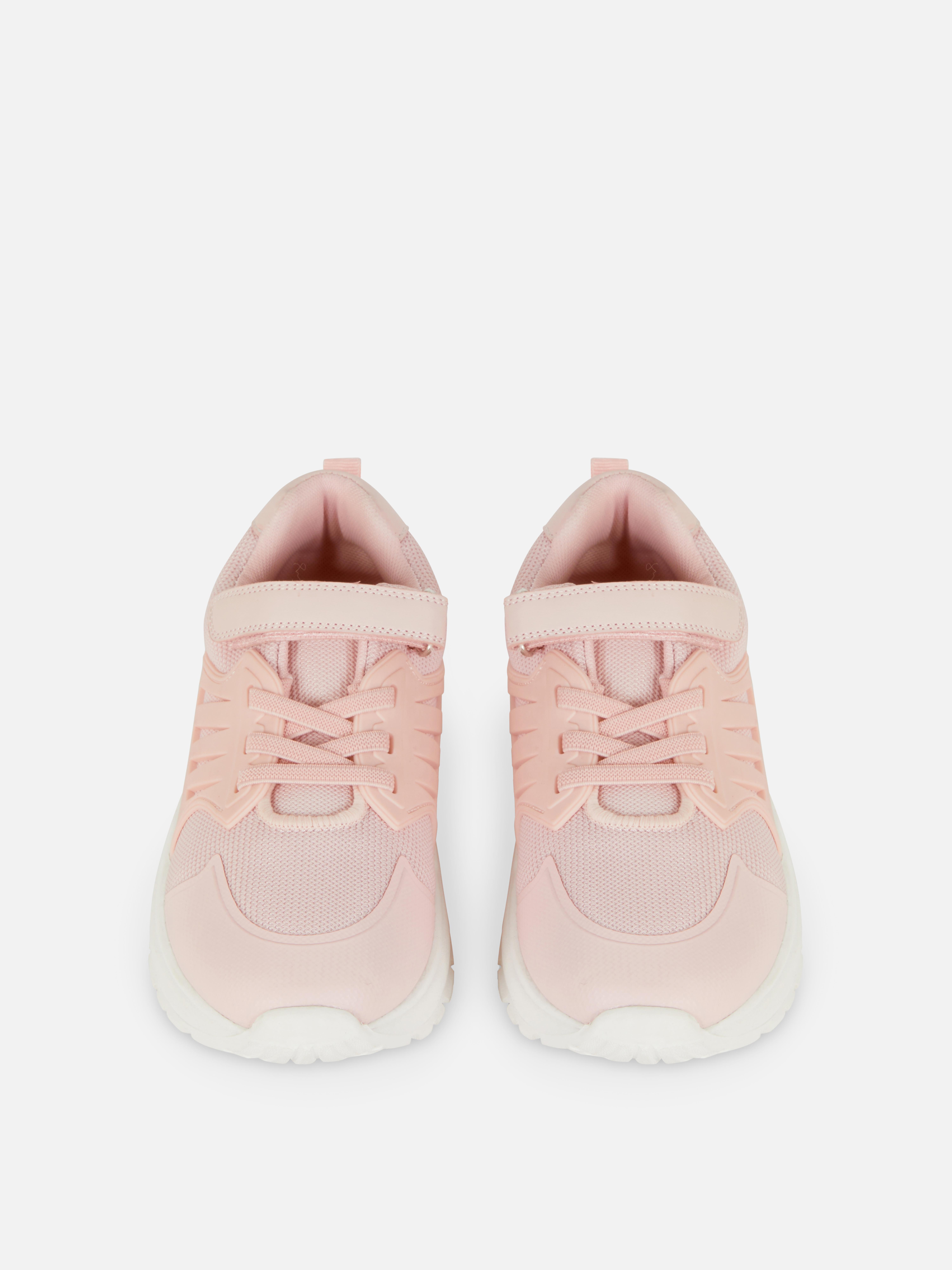 Sportliche Sneaker mit Klettverschluss