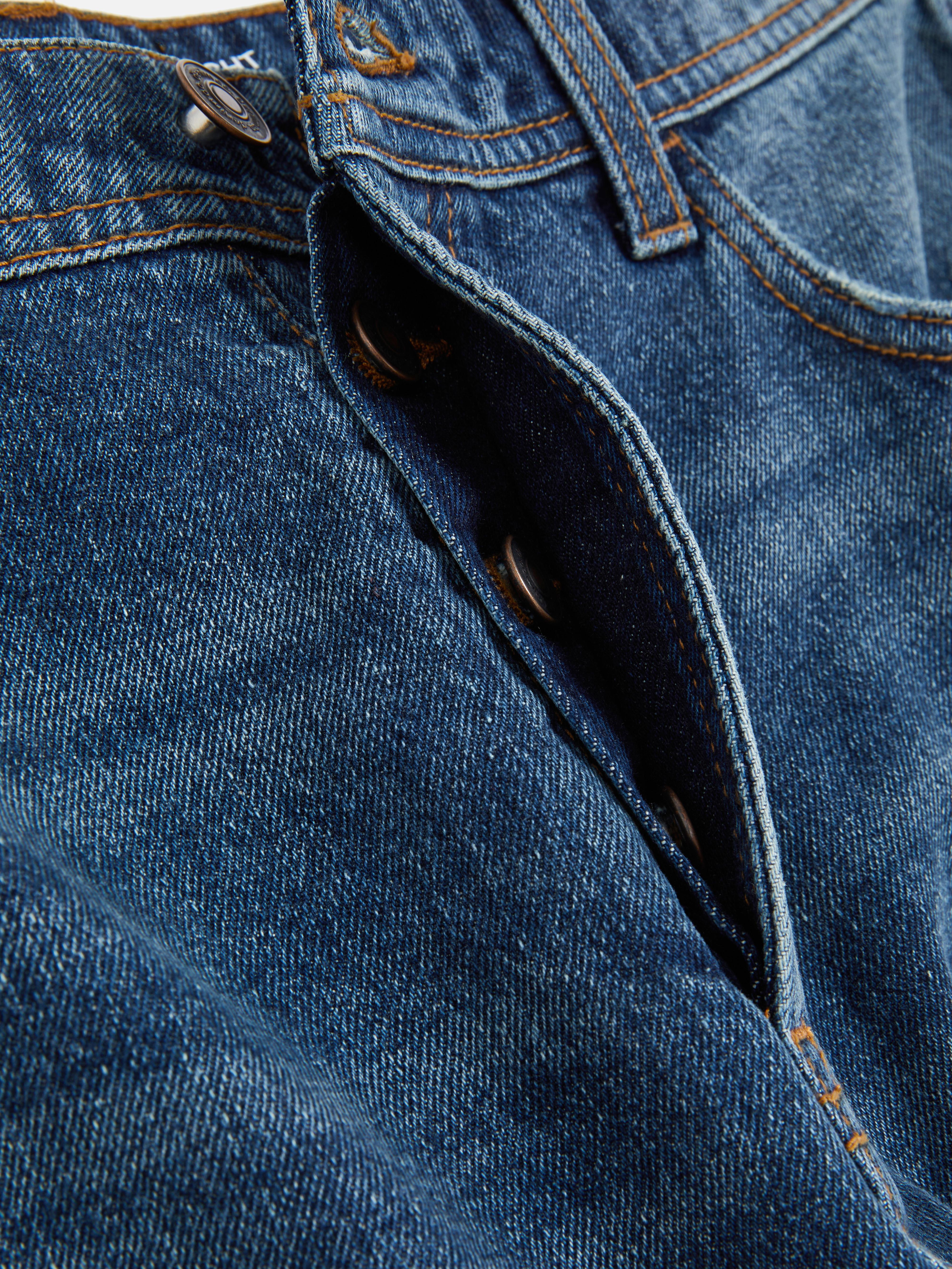 Pantaloncini jeans strappati