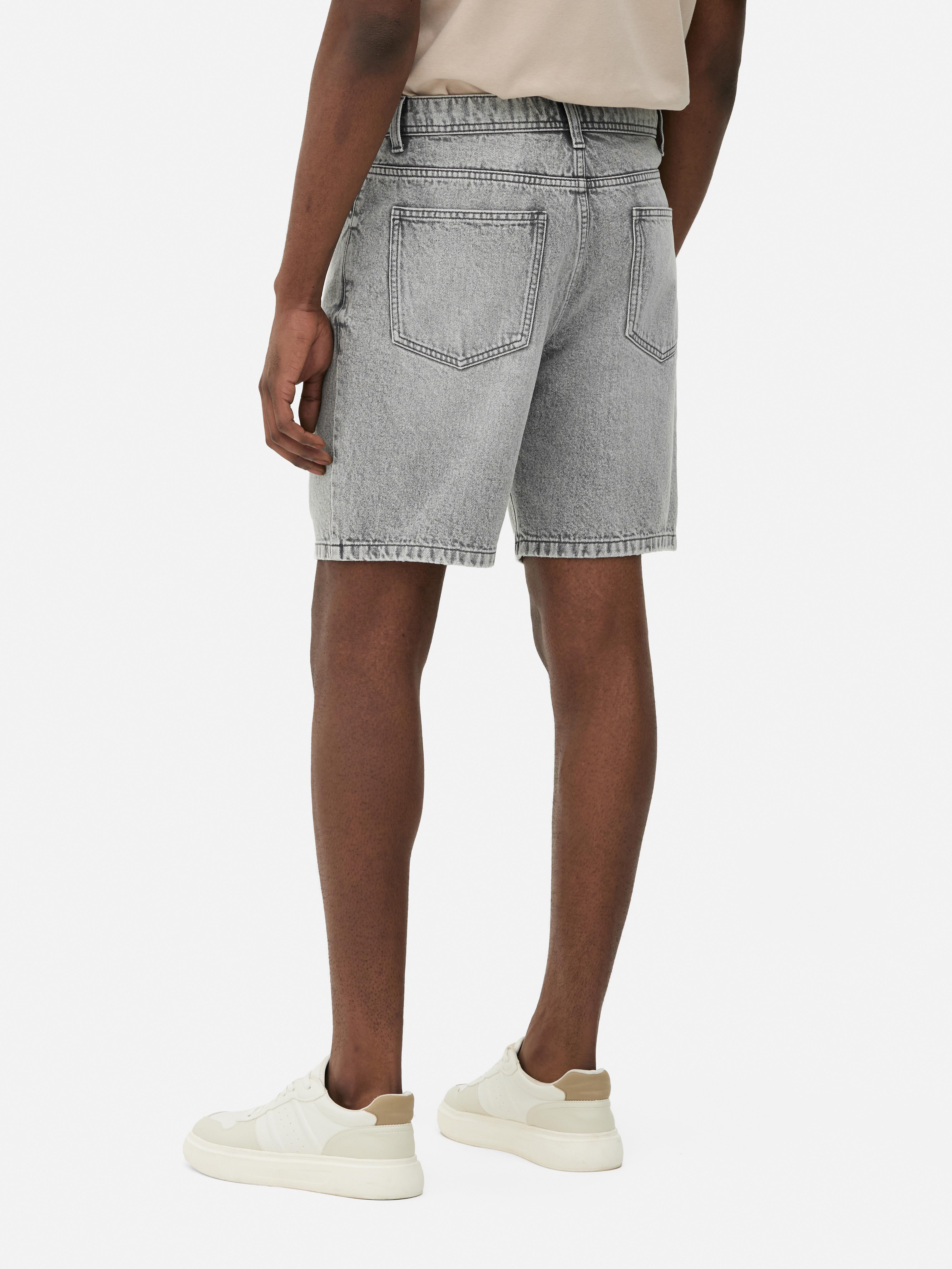 Pantaloncini jeans strappati