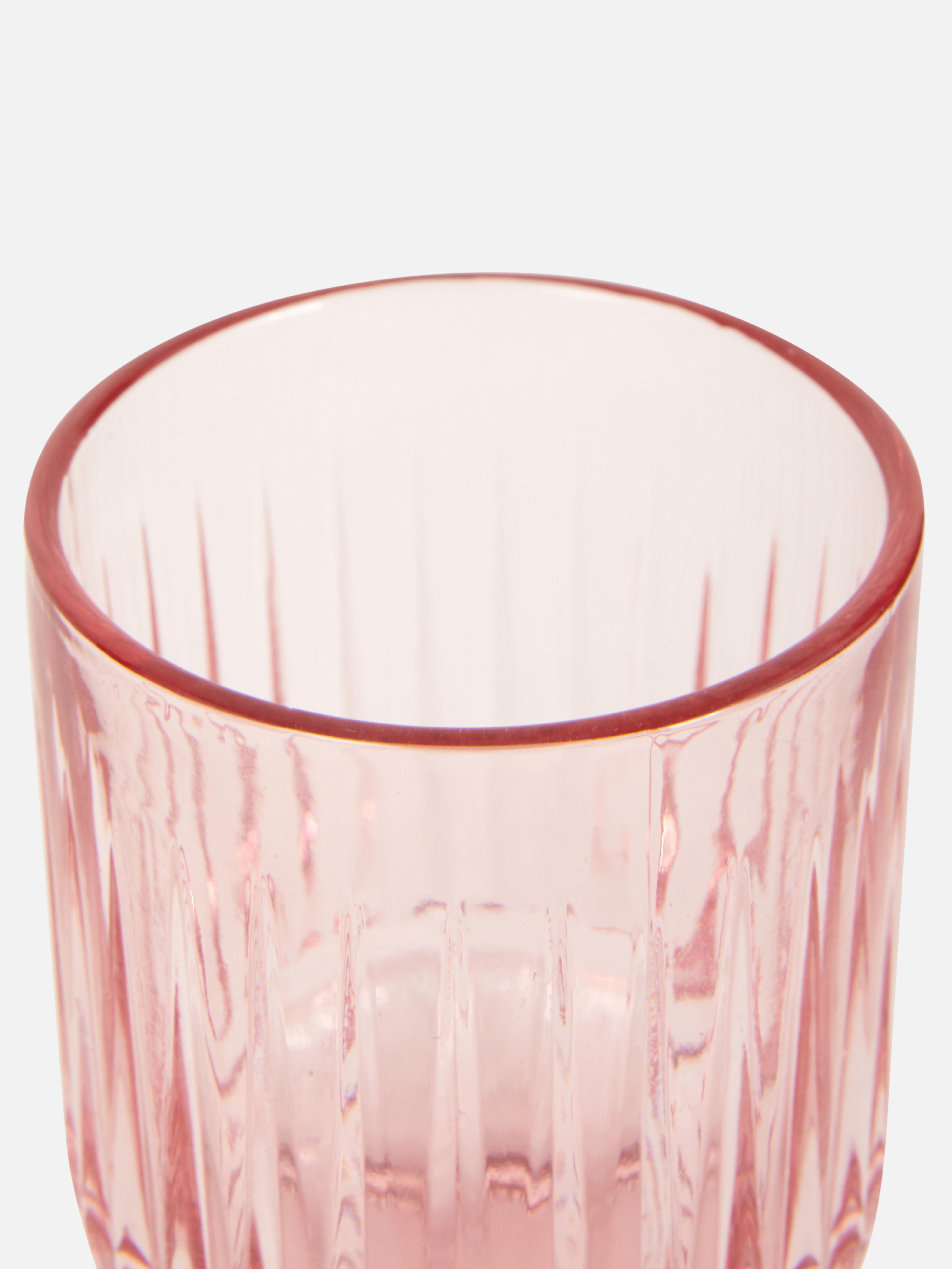 Beker met geribbelde structuur