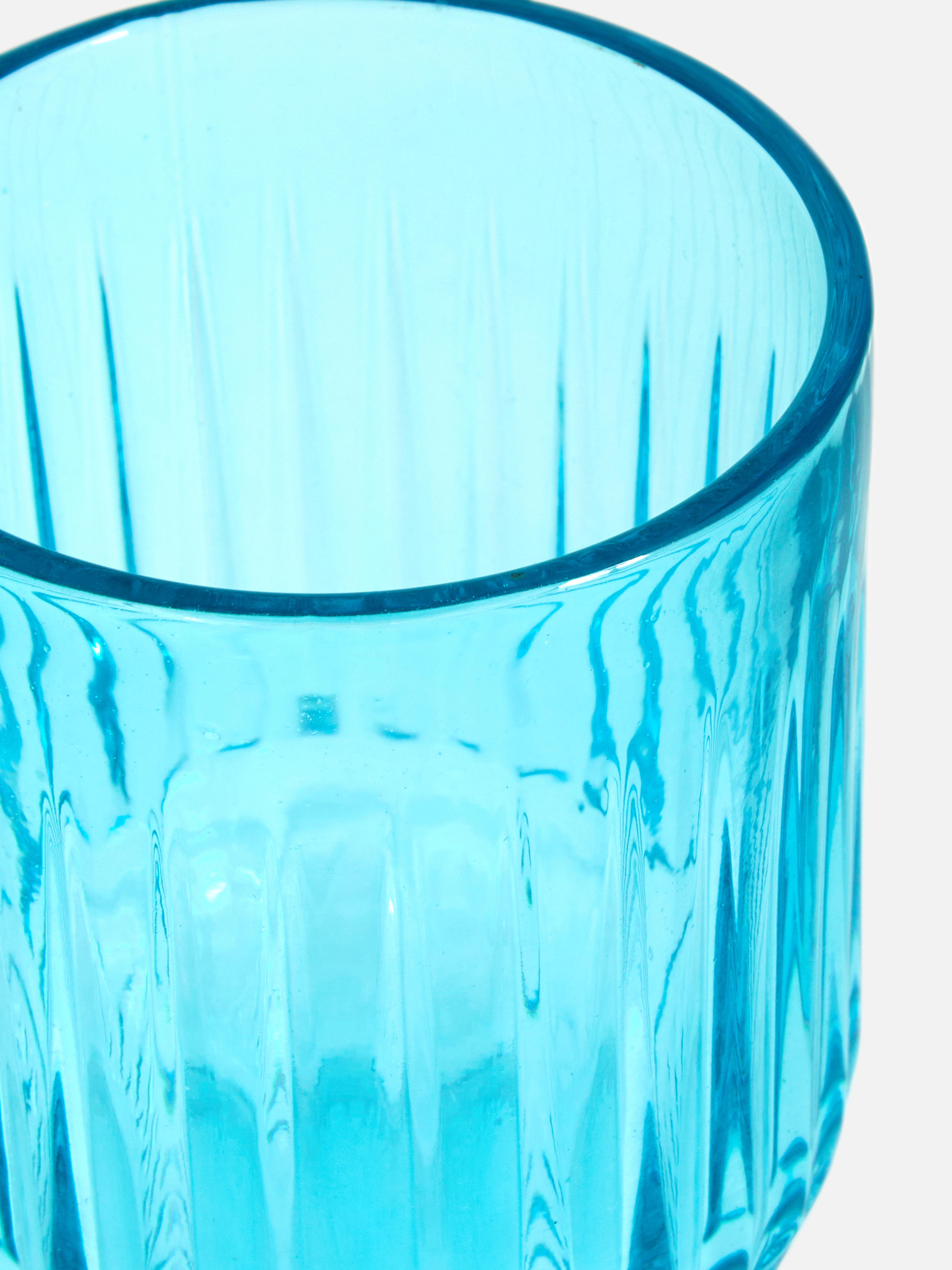 Beker met geribbelde structuur