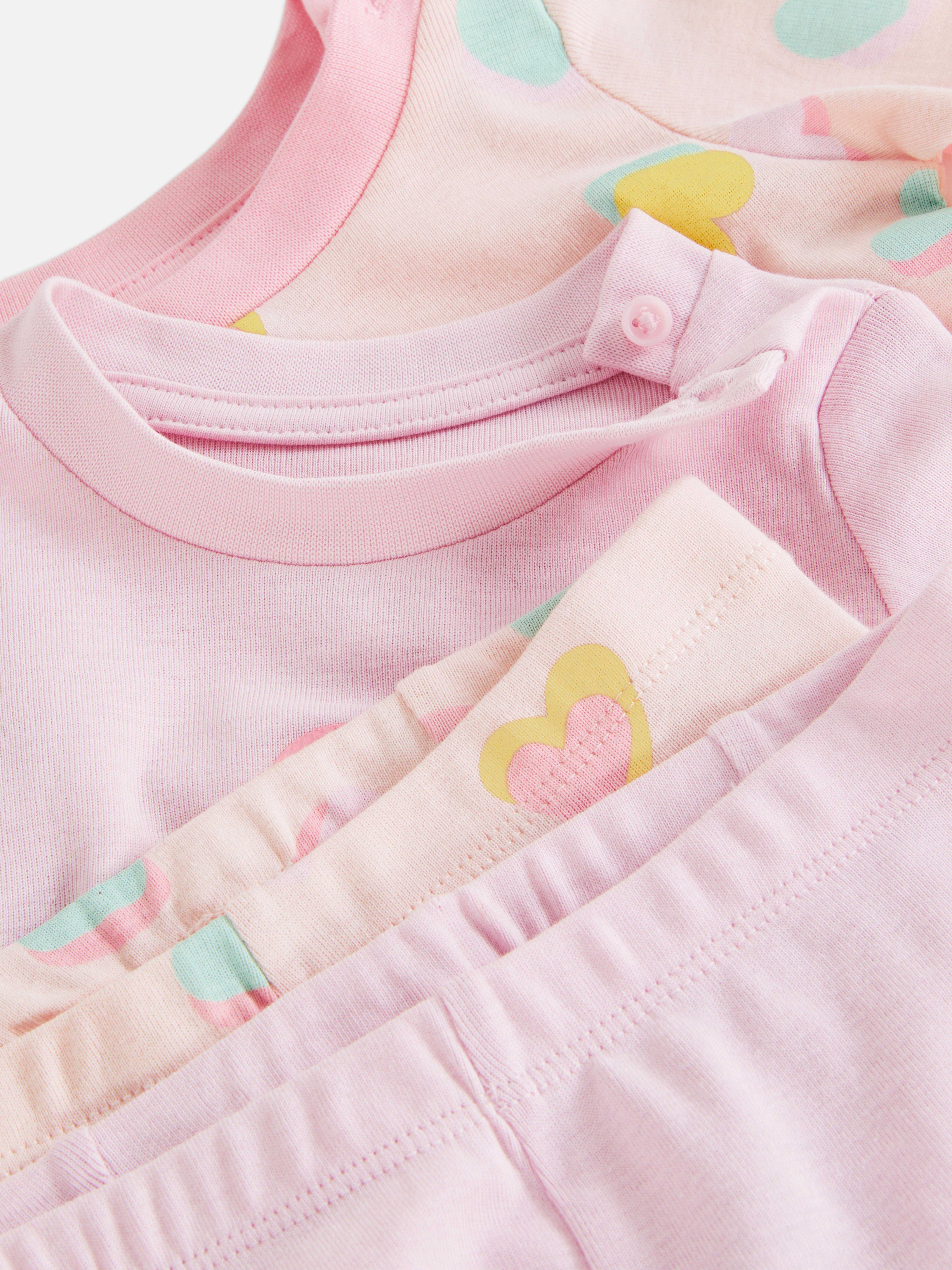 Pack de 2 pijamas largos con corazones