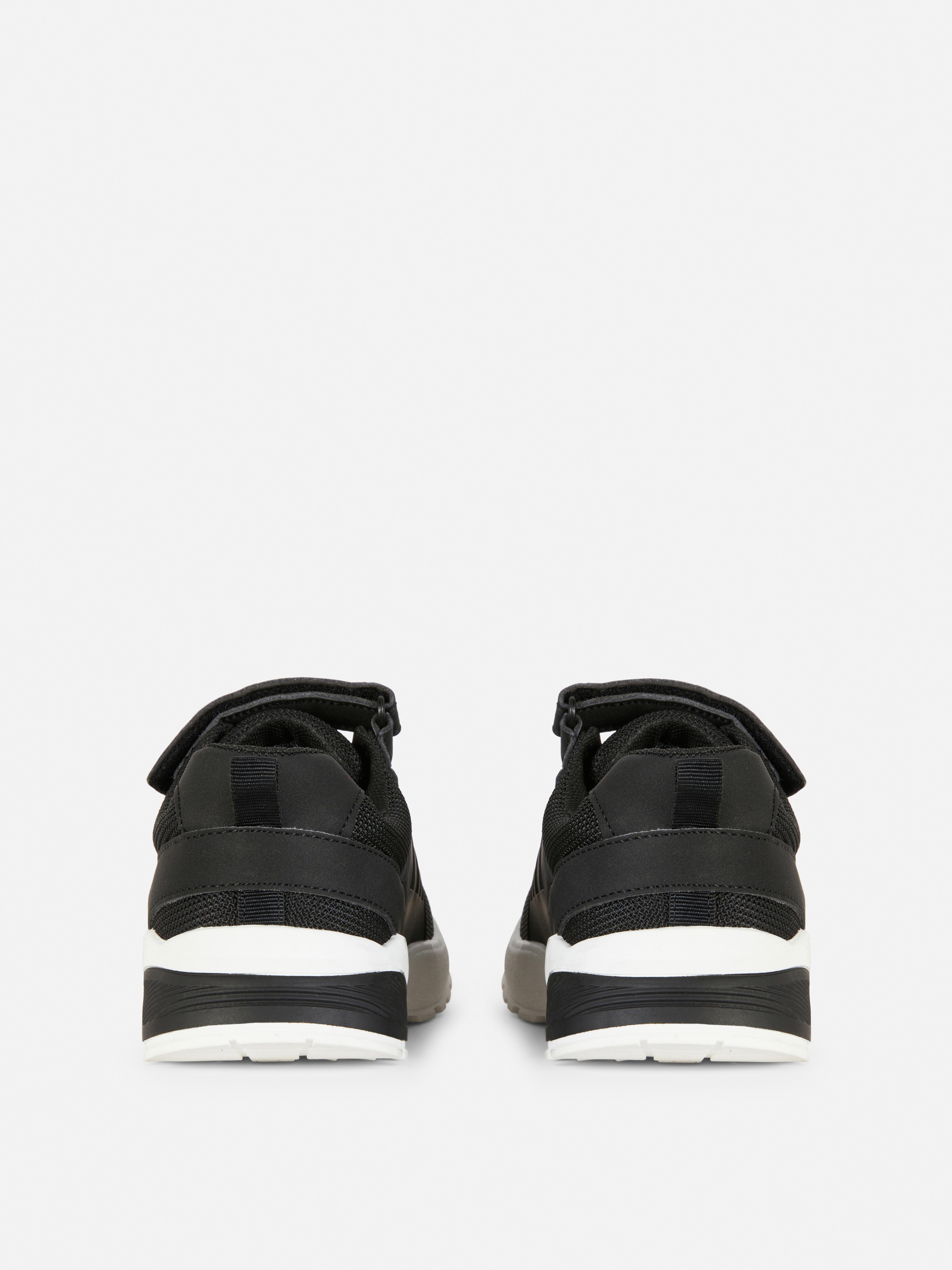 Buty sportowe z niską cholewką