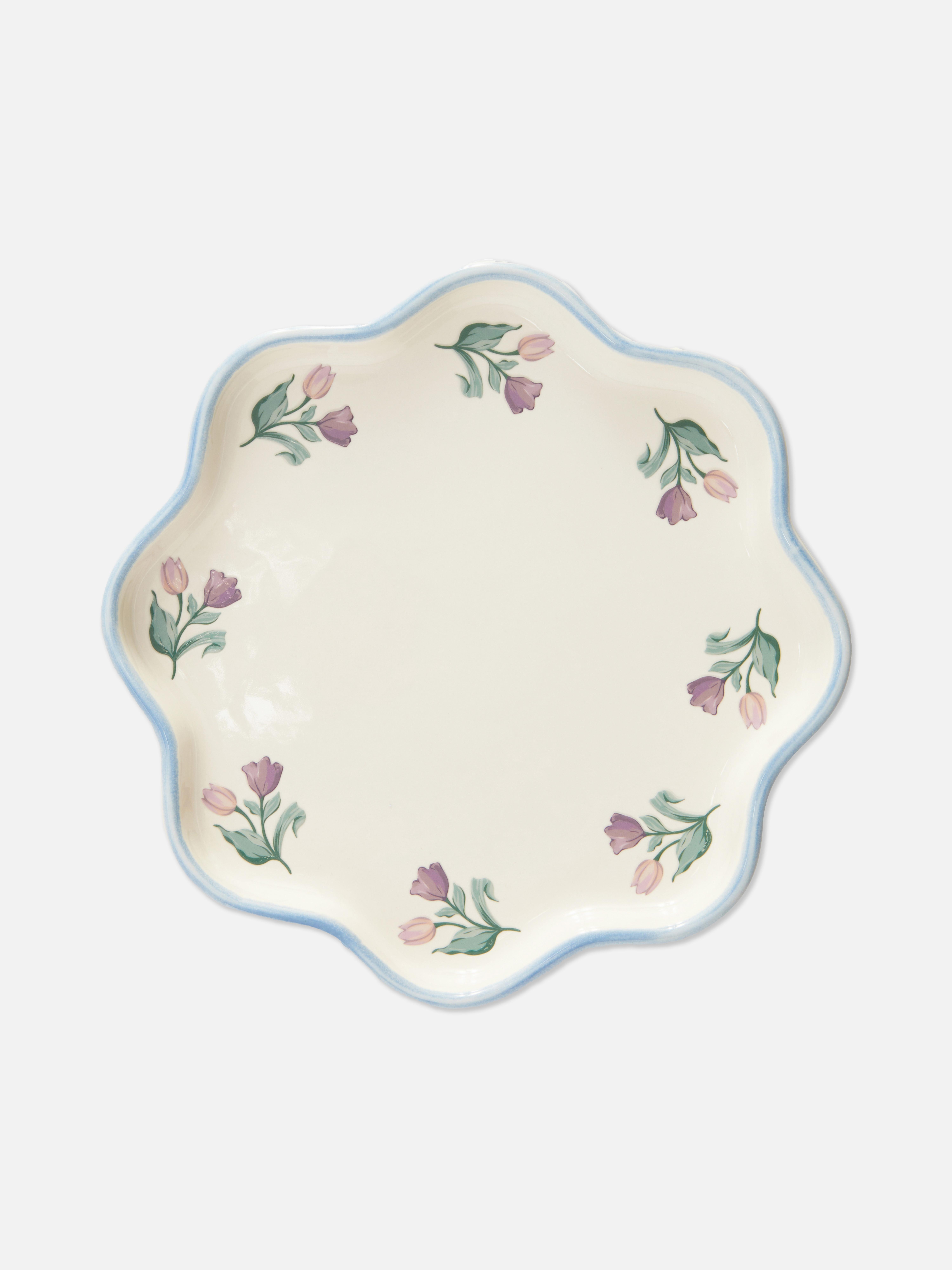 Scalloped Bathroom Tray