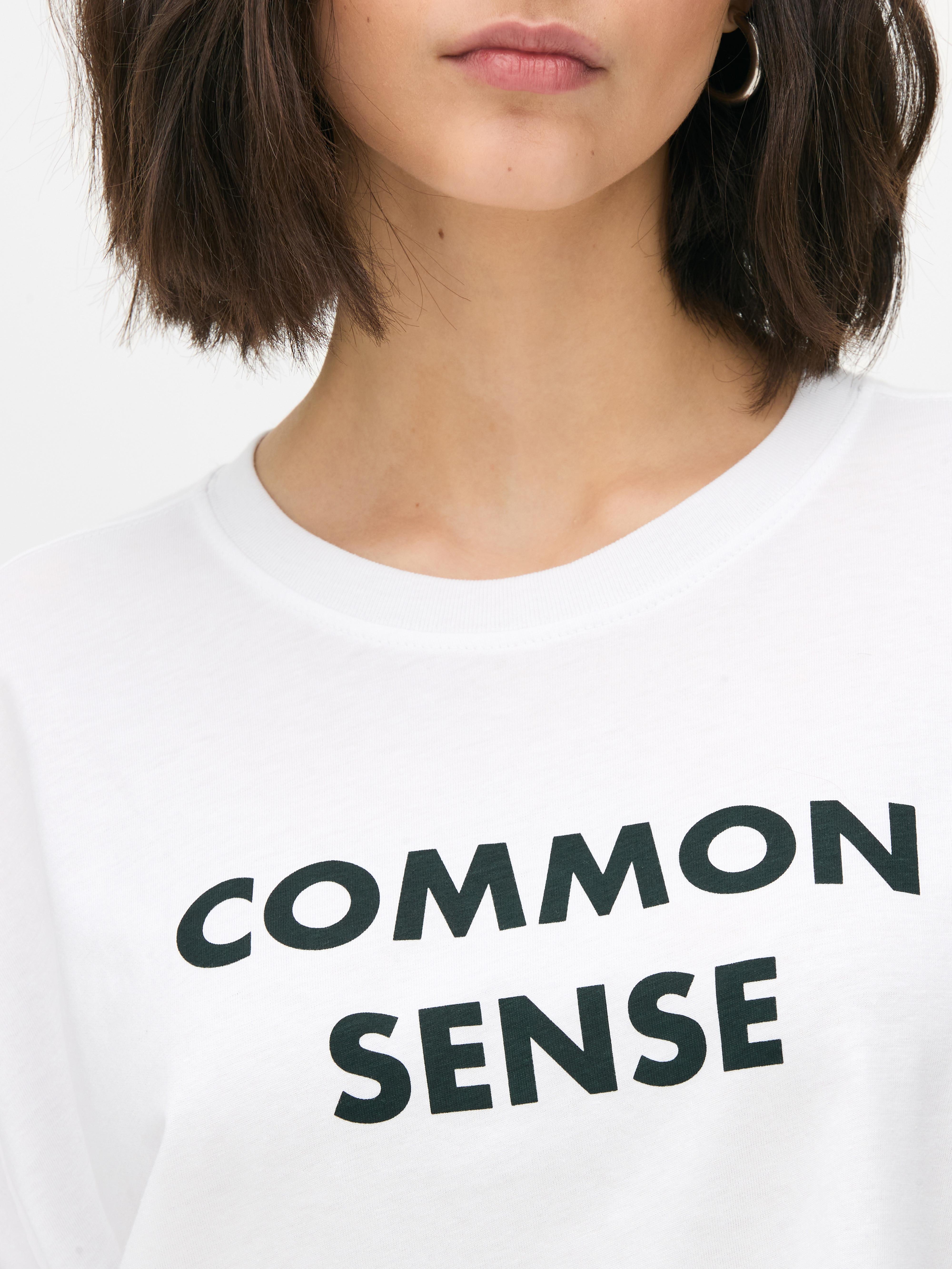 T-shirt graphique à manches courtes