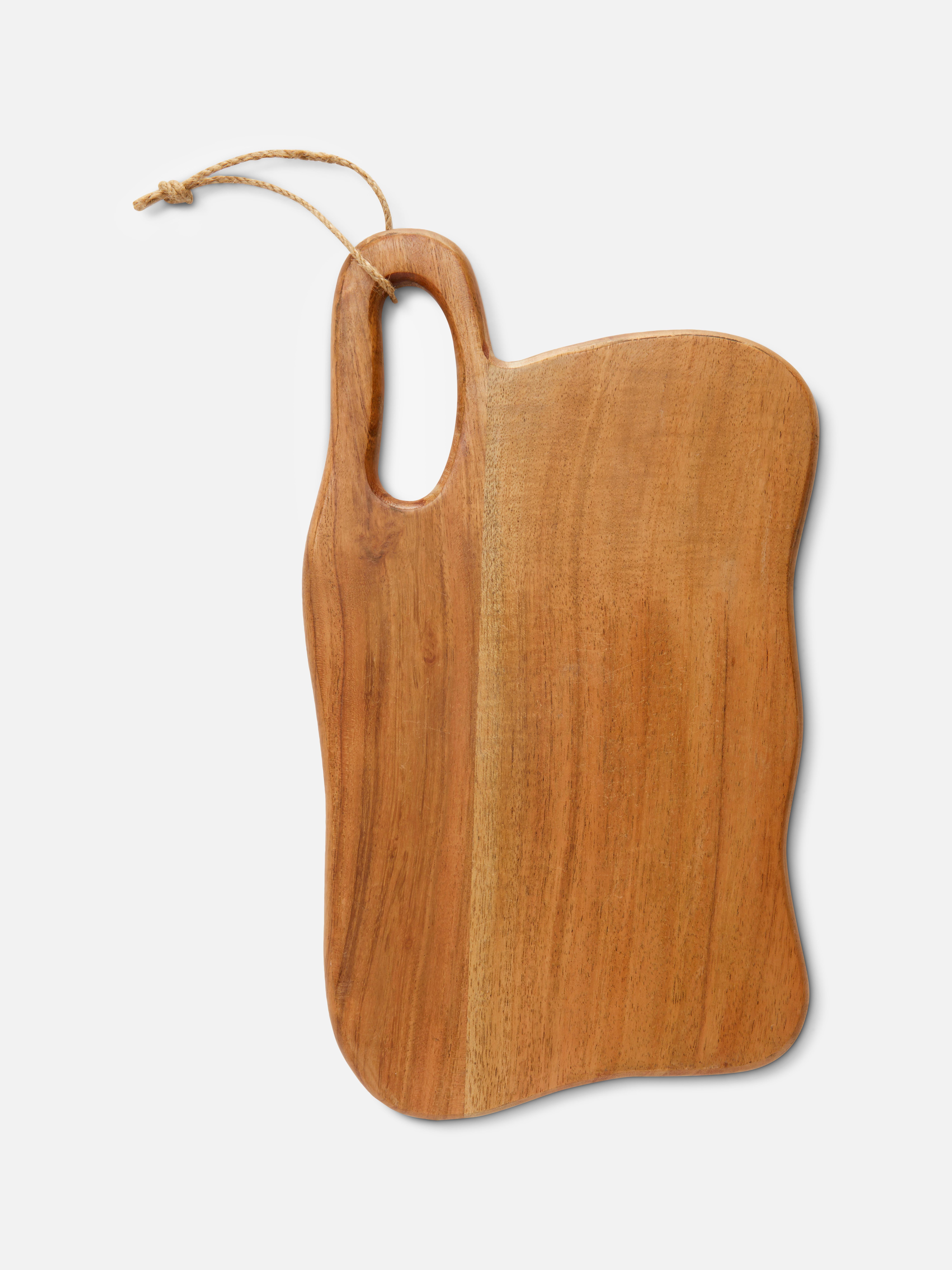 Holzschneidebrett im Retro-Design