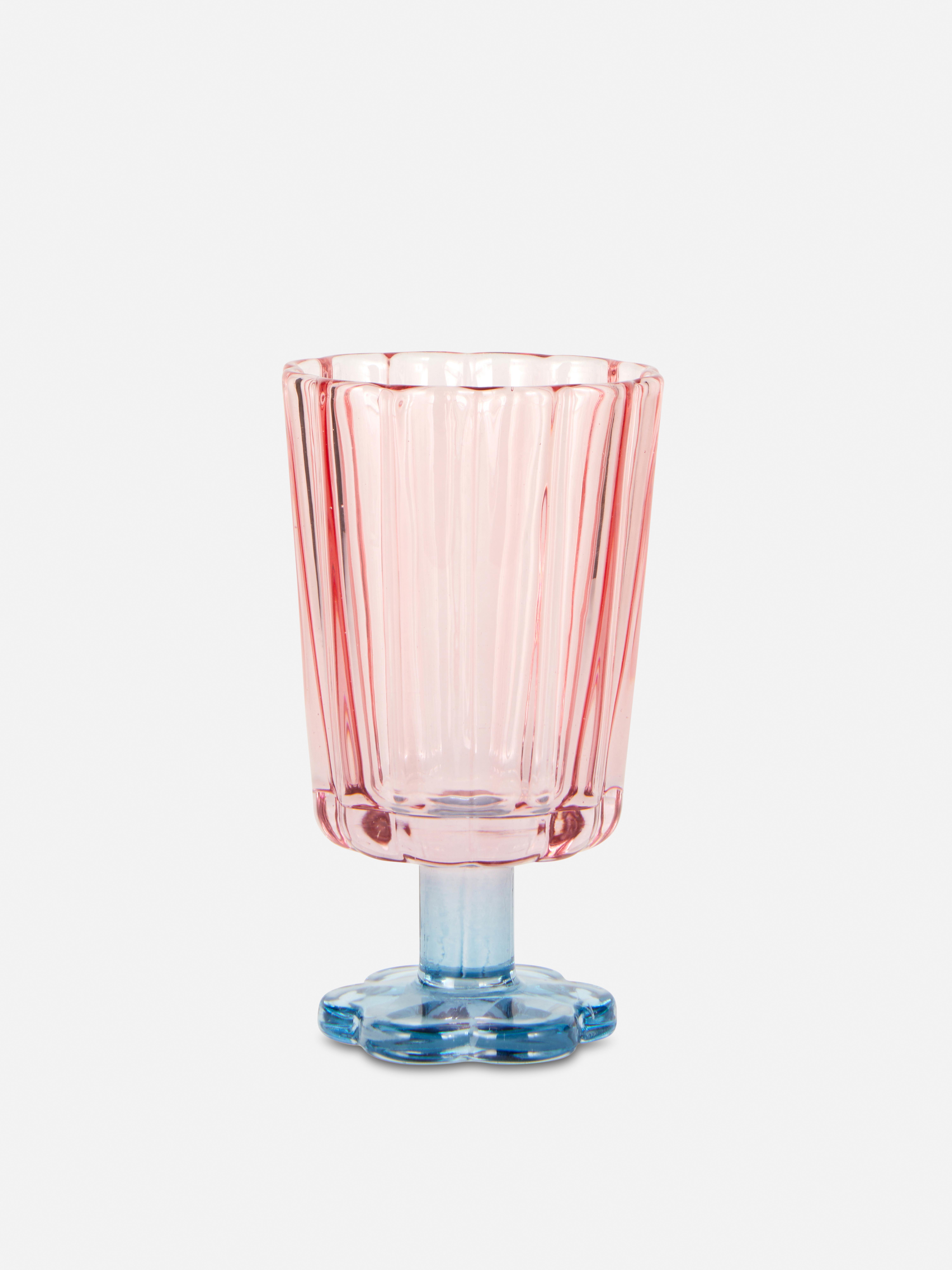 Wijnglas met bloemvormige voet