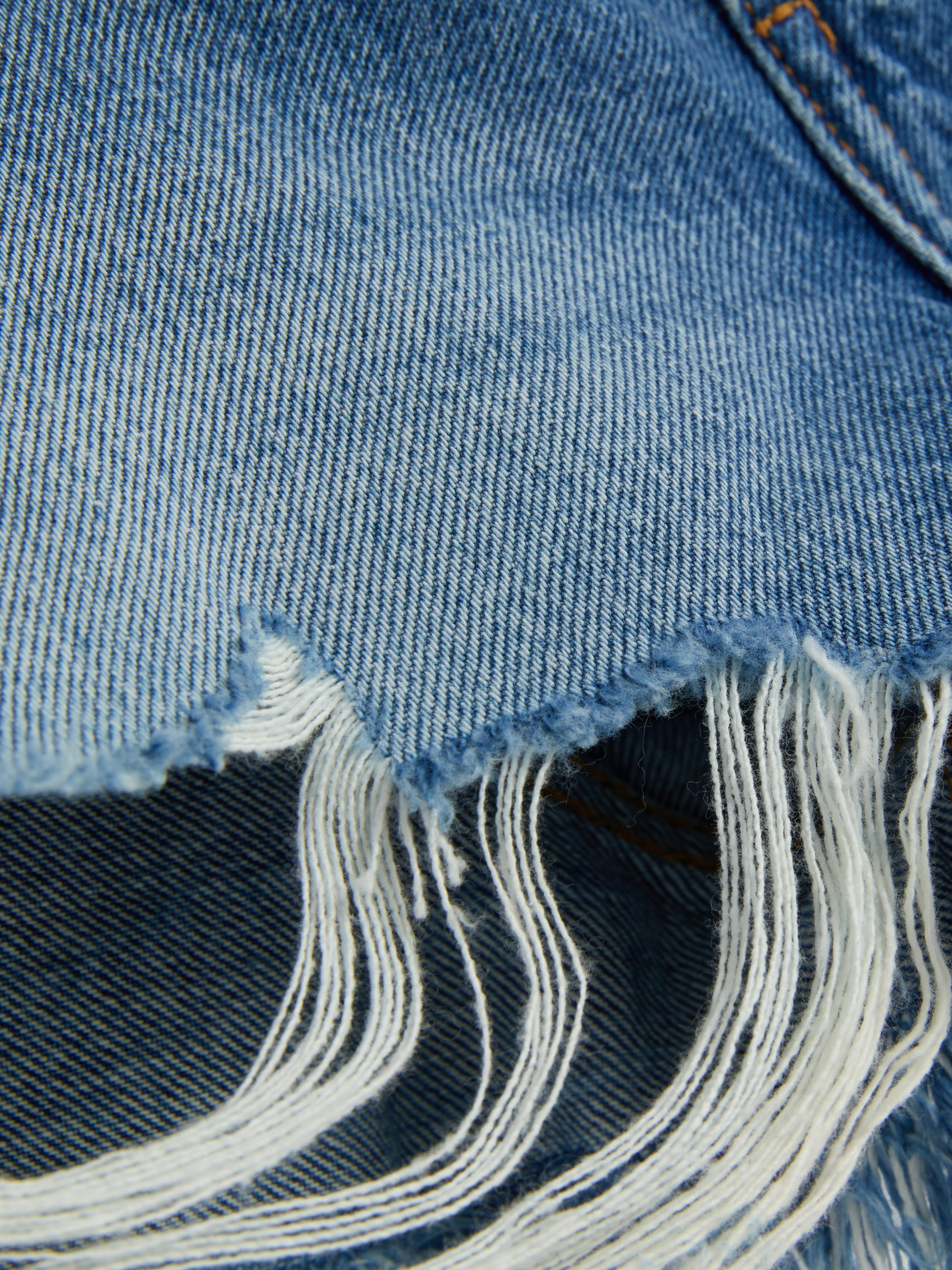 Short en jean déchiré