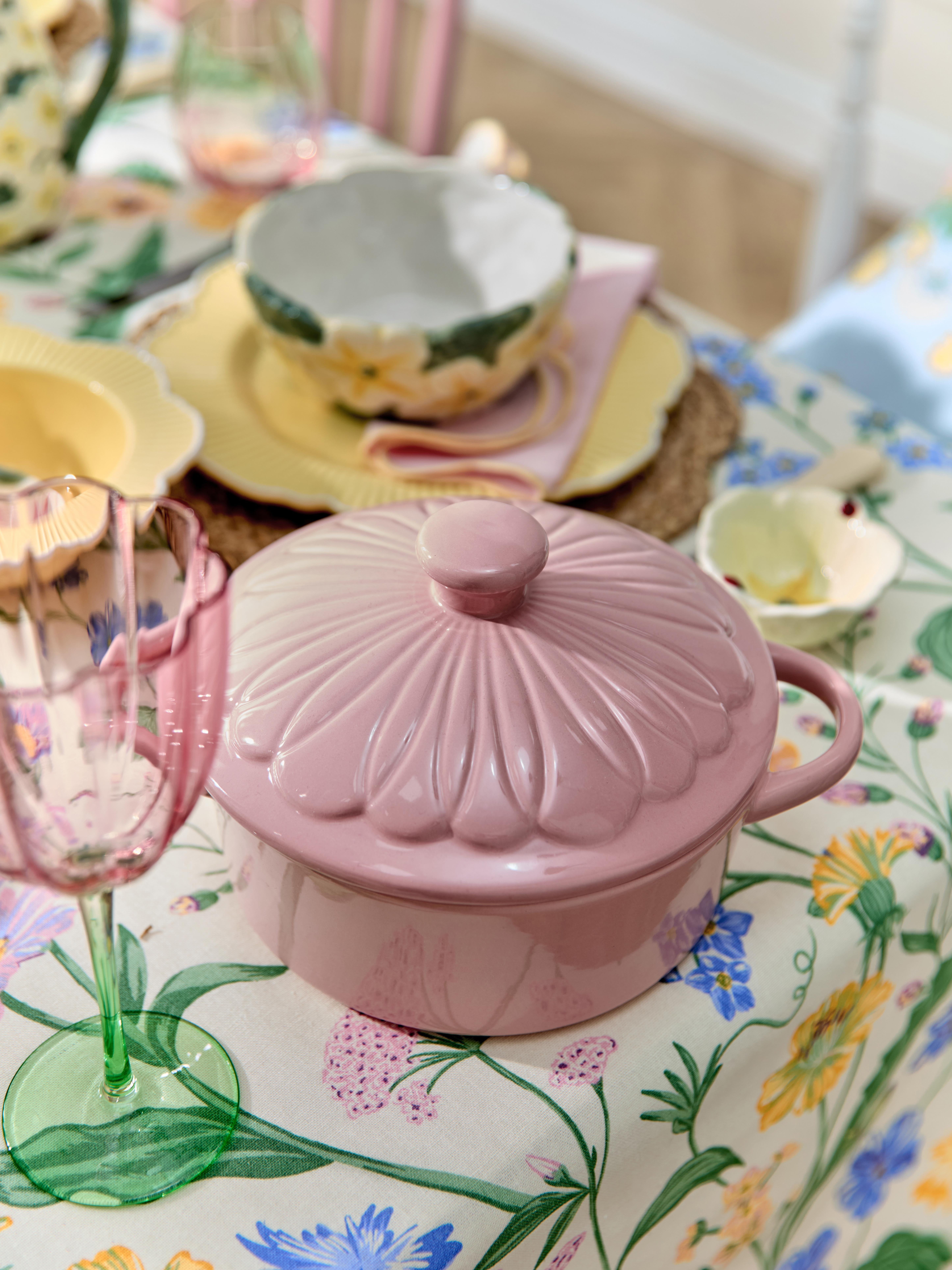 Large Ramekin