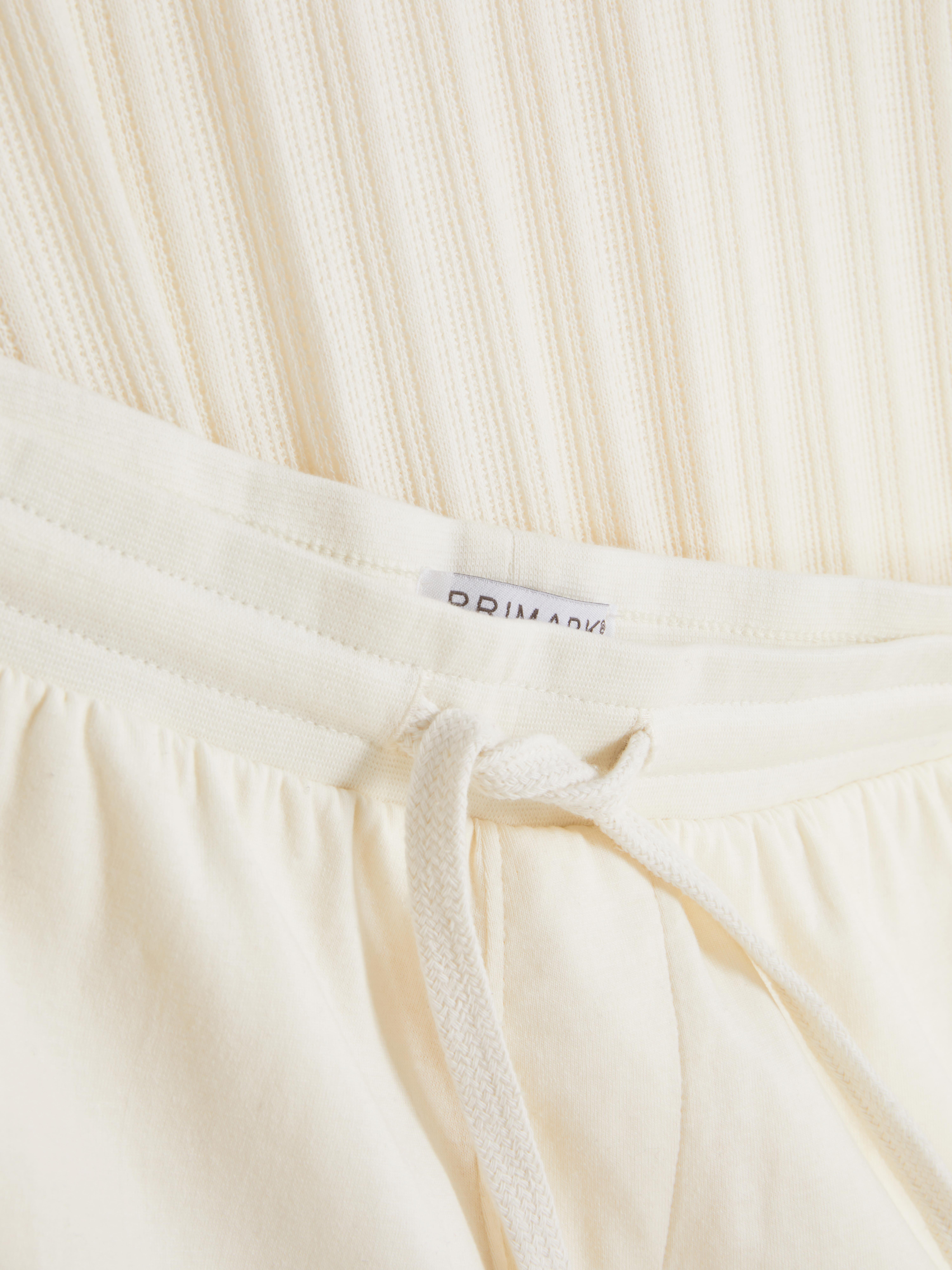 Kurzer Schlafanzug aus Jacquard