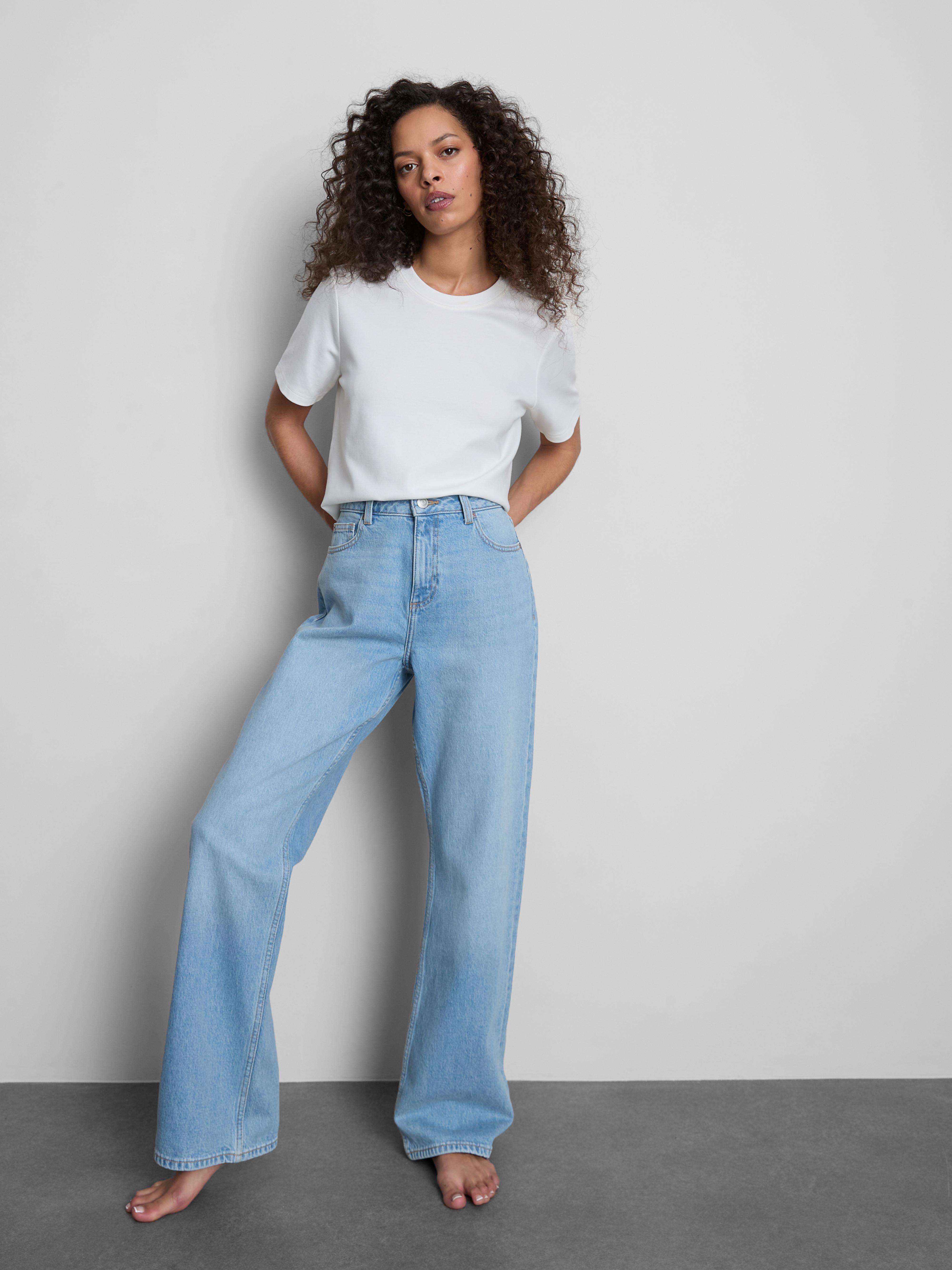 Vaqueros de talle alto y pernera recta