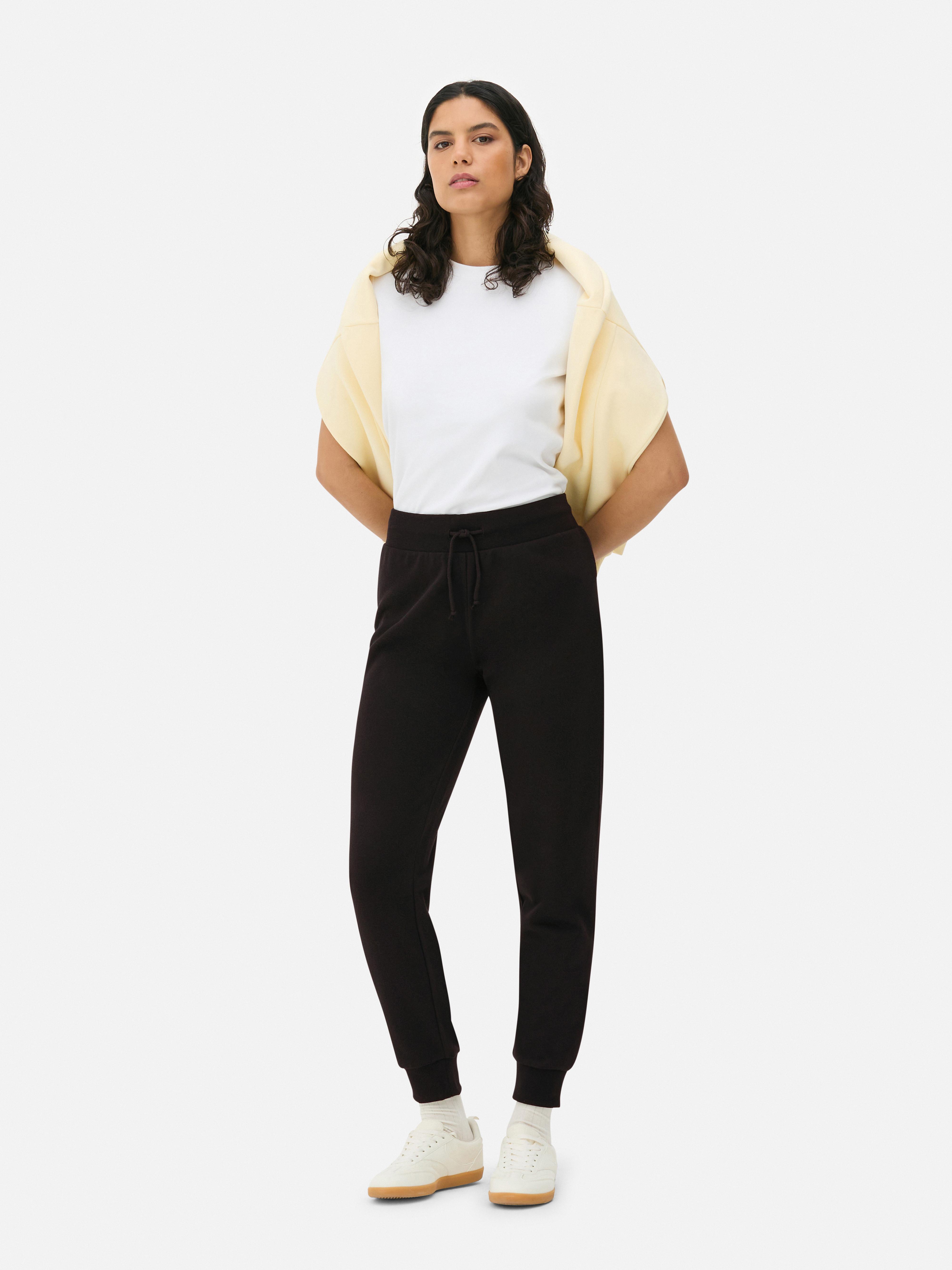 Joggers ajustados