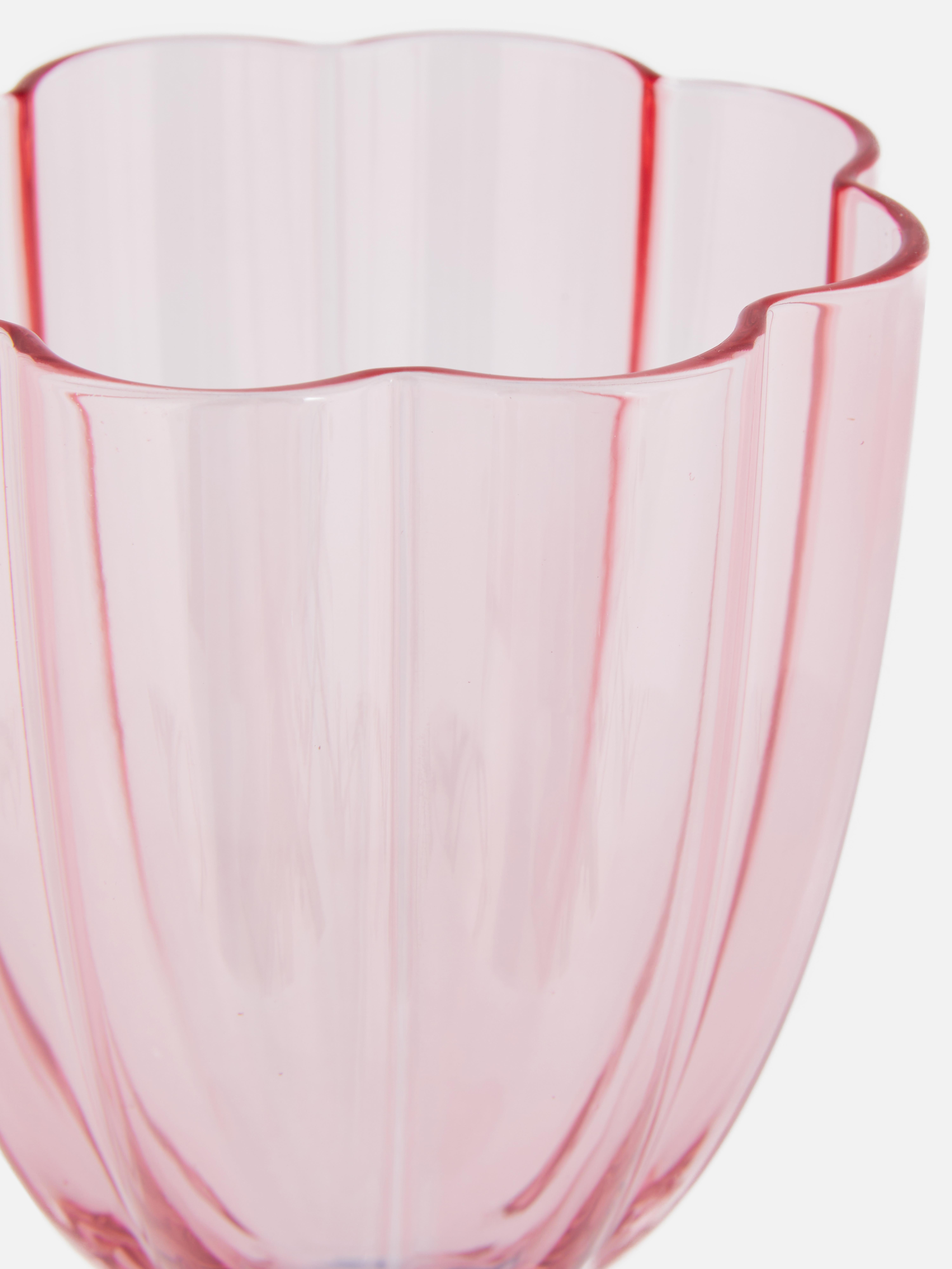Two-Tone Scalloped Wine Glass