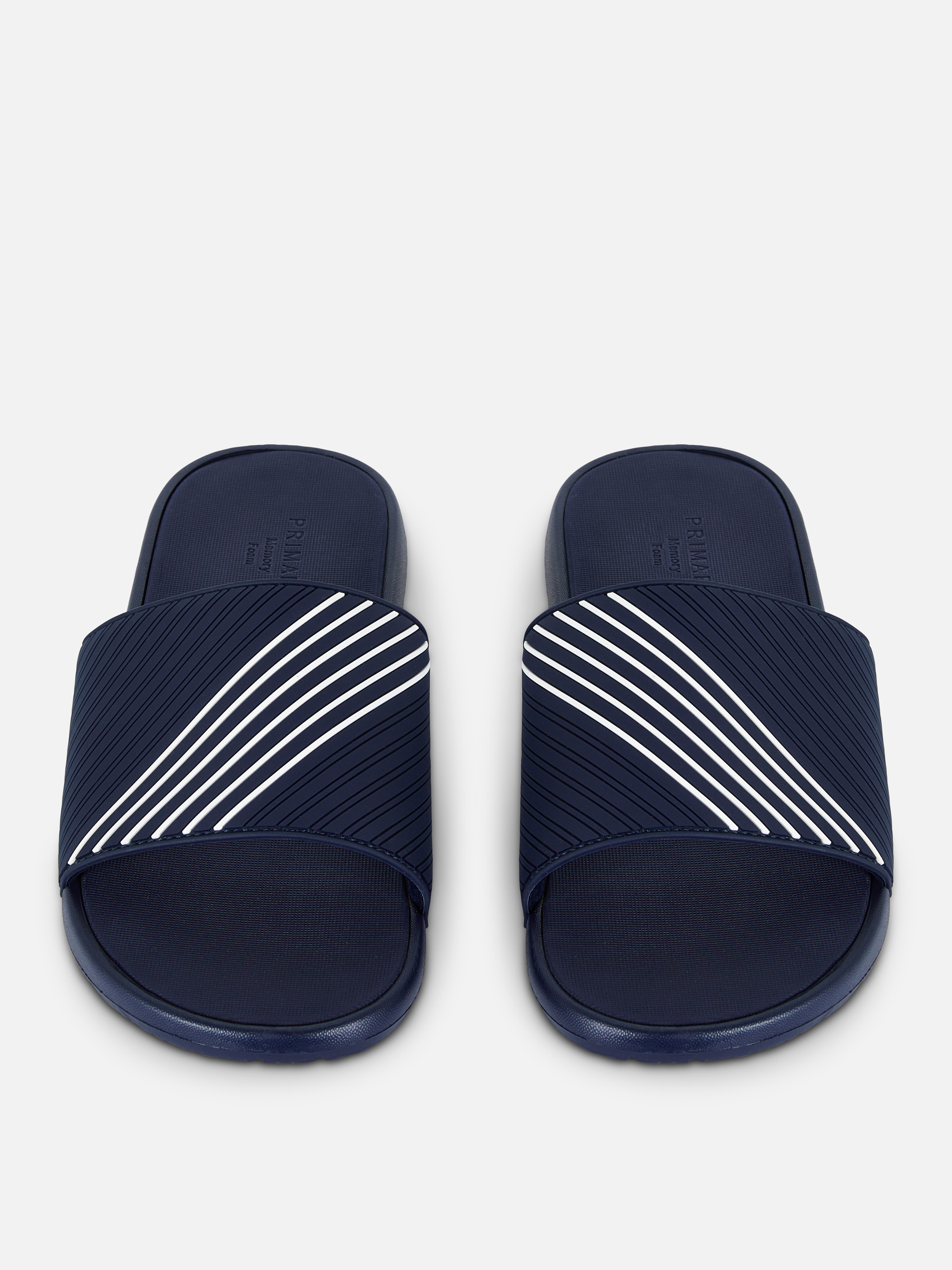 Chanclas de piscina a rayas