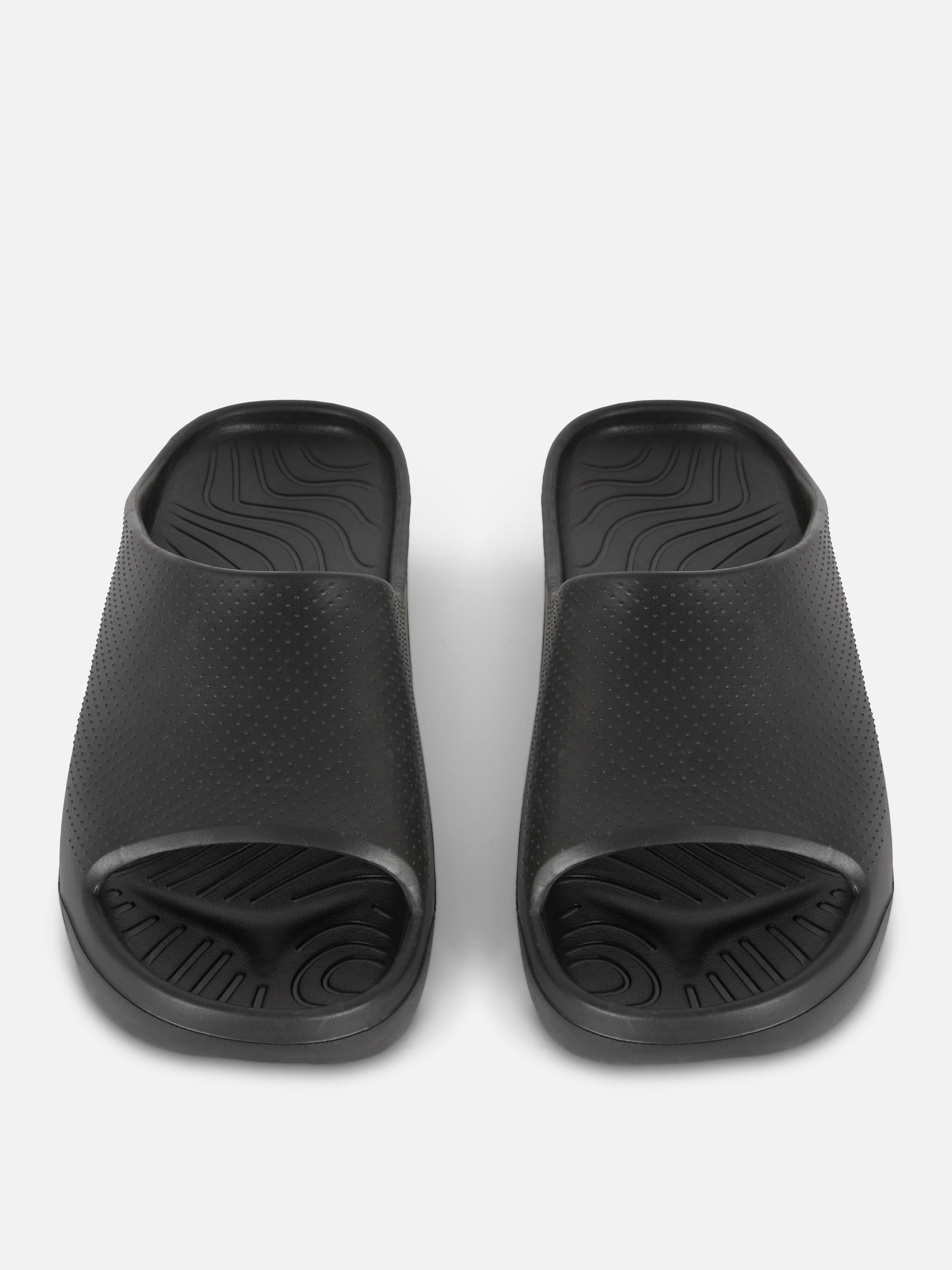 Chanclas de piscina texturizadas