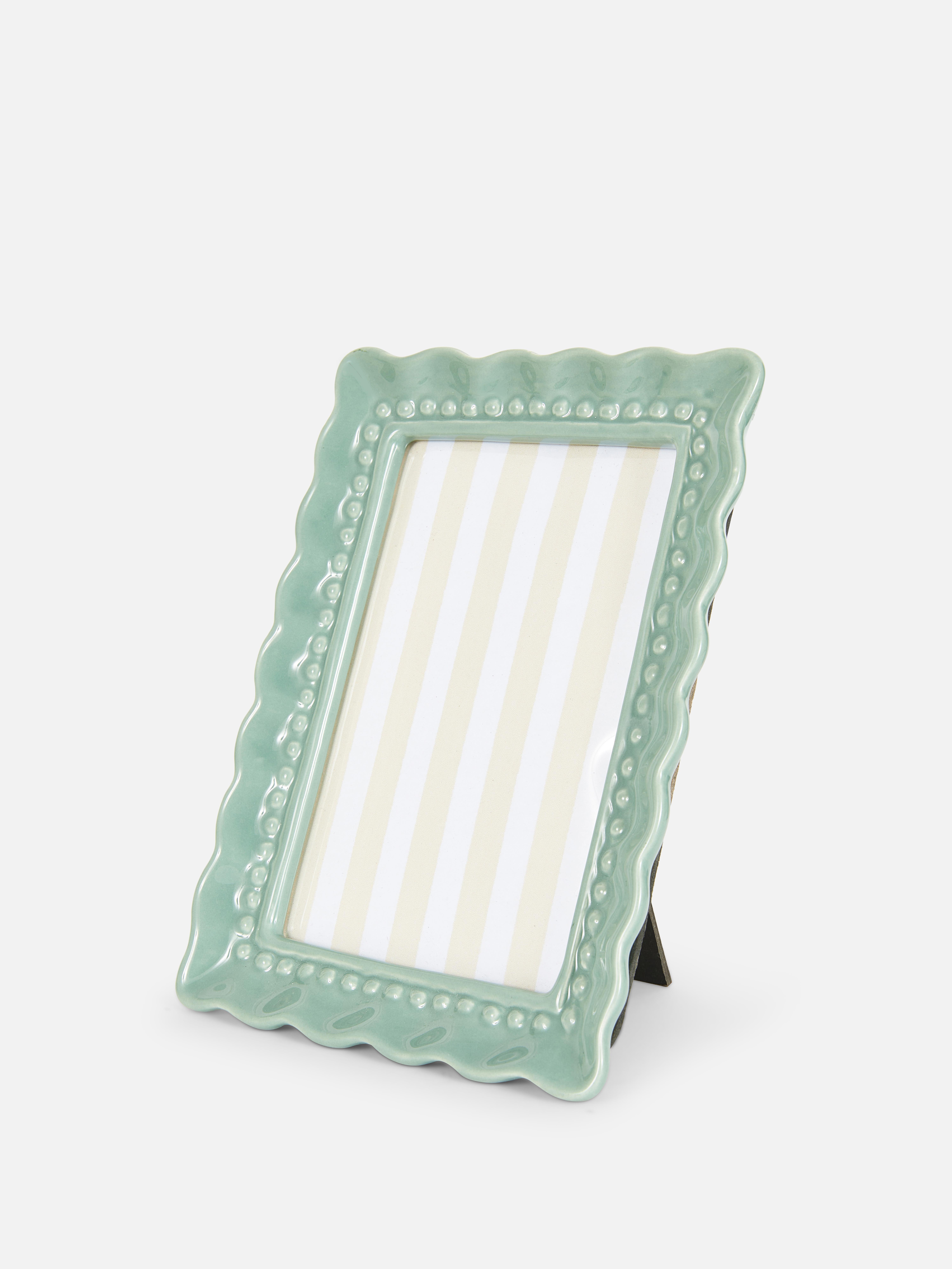 4x6" Scalloped Frame