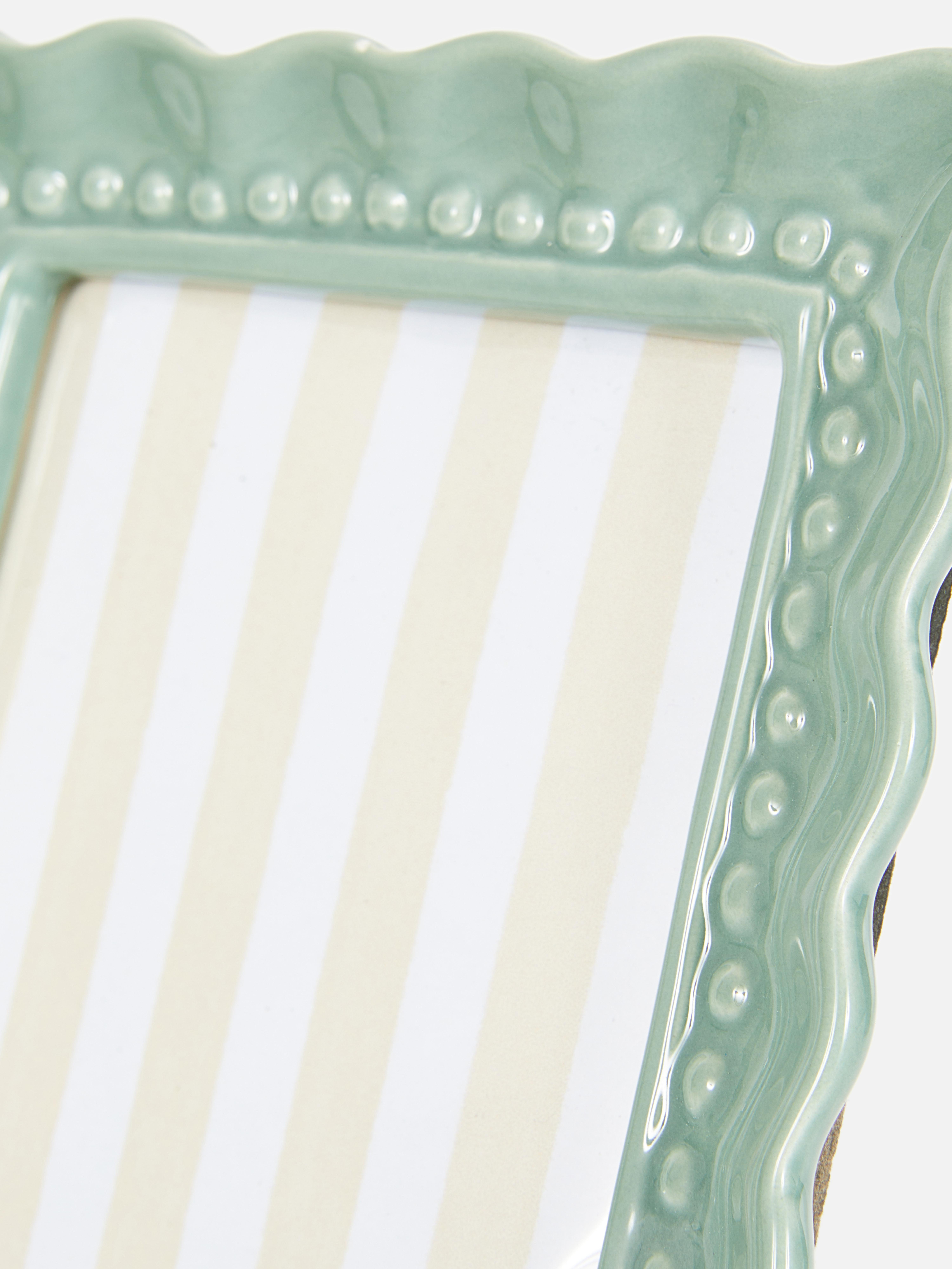 4x6" Scalloped Frame