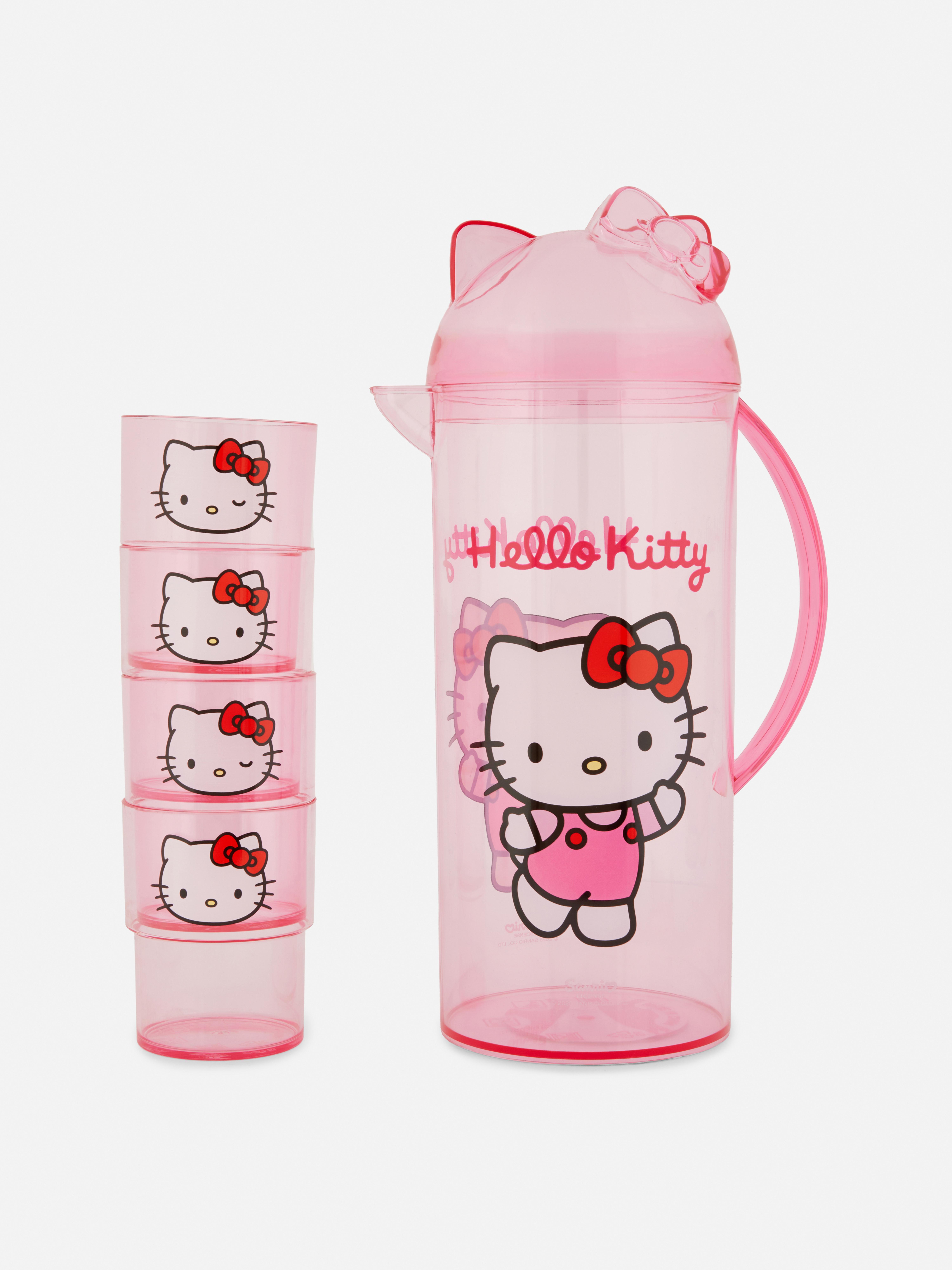 Kubki i dzbanek na wodę z motywem Hello Kitty
