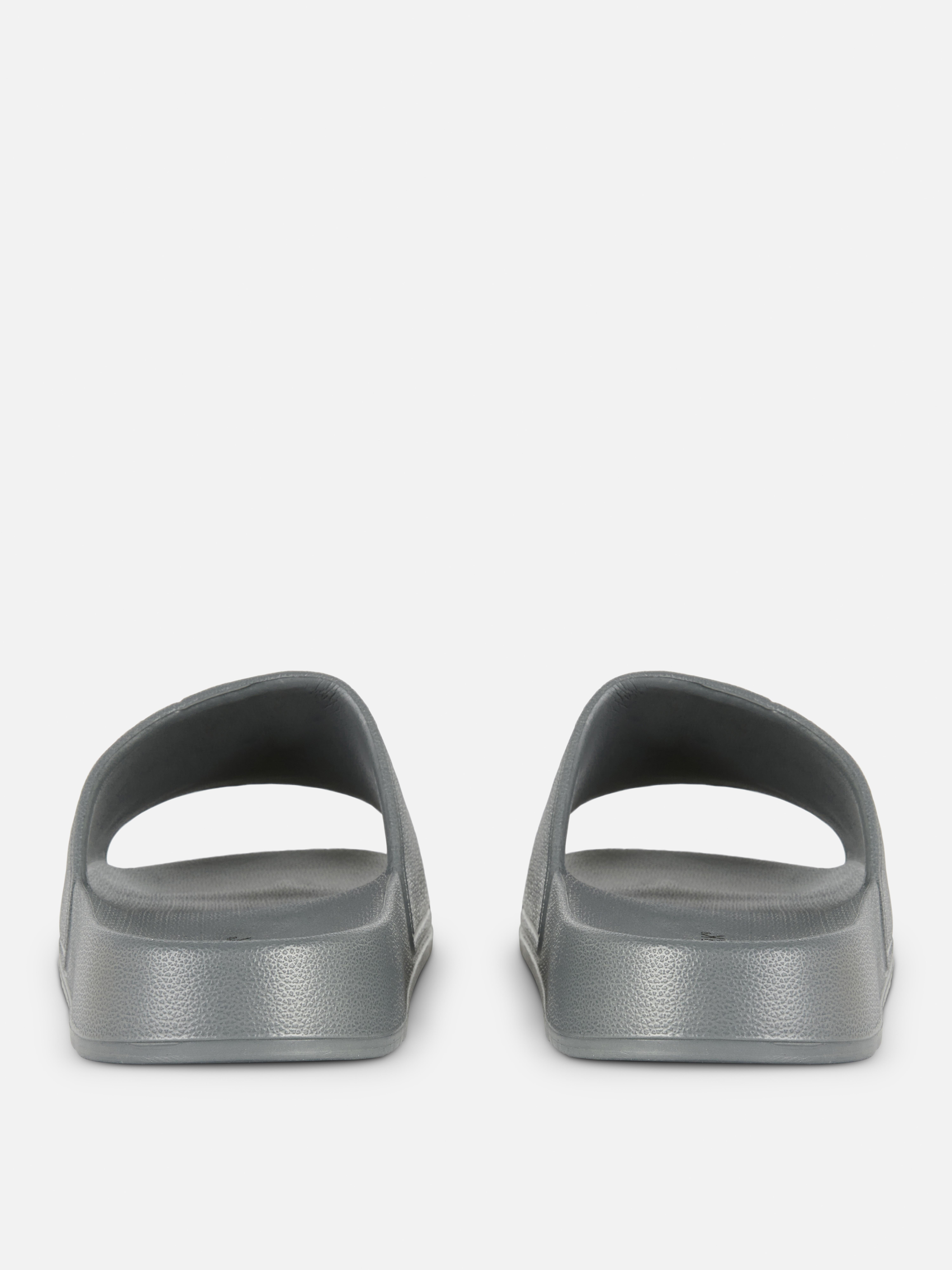 Chanclas de piscina clásicas