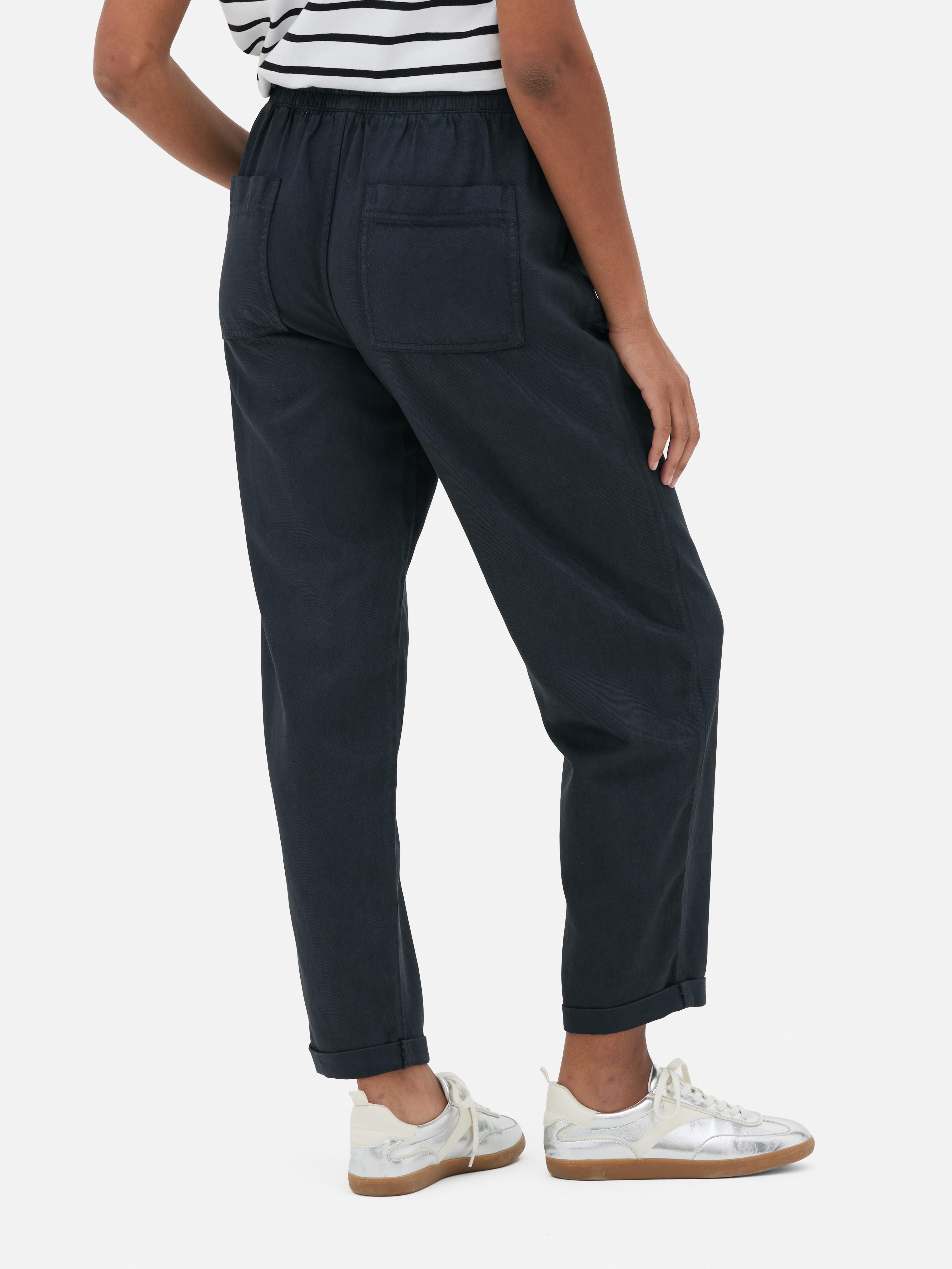 Pantaloni tip jogger cu cordon