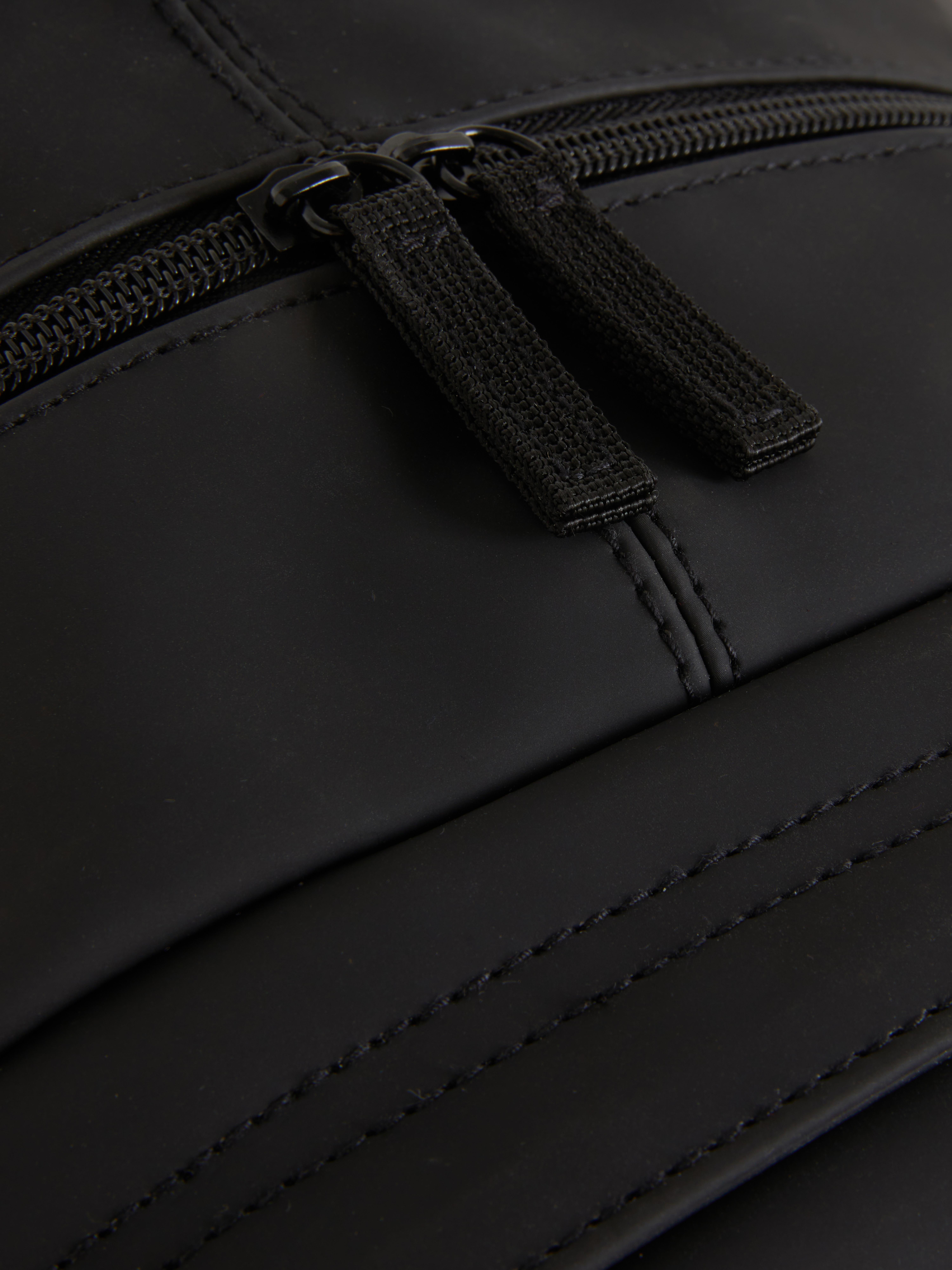 Rugzak met ritsen en rubberlook