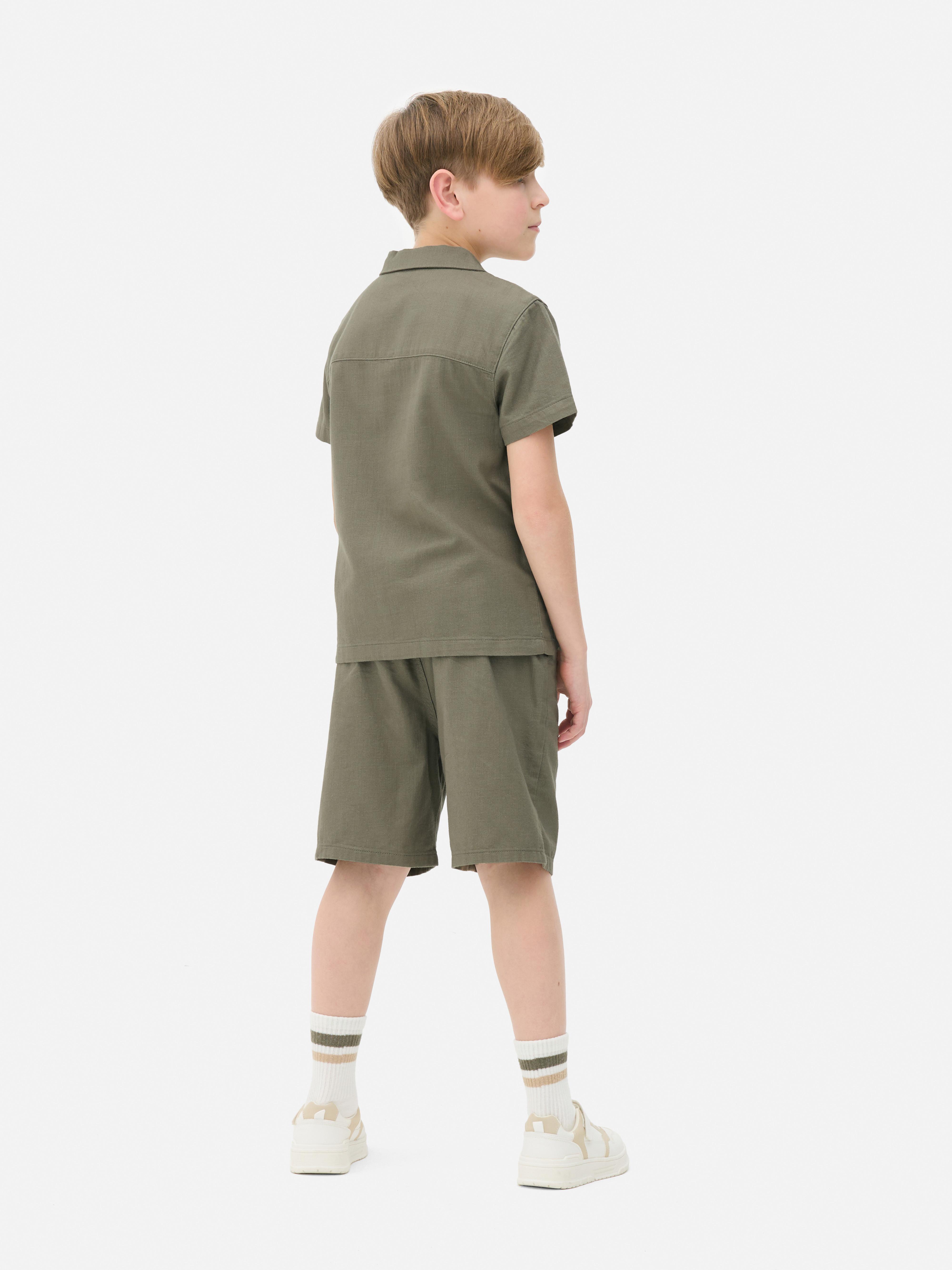 Set texturizado de camisa y pantalón corto