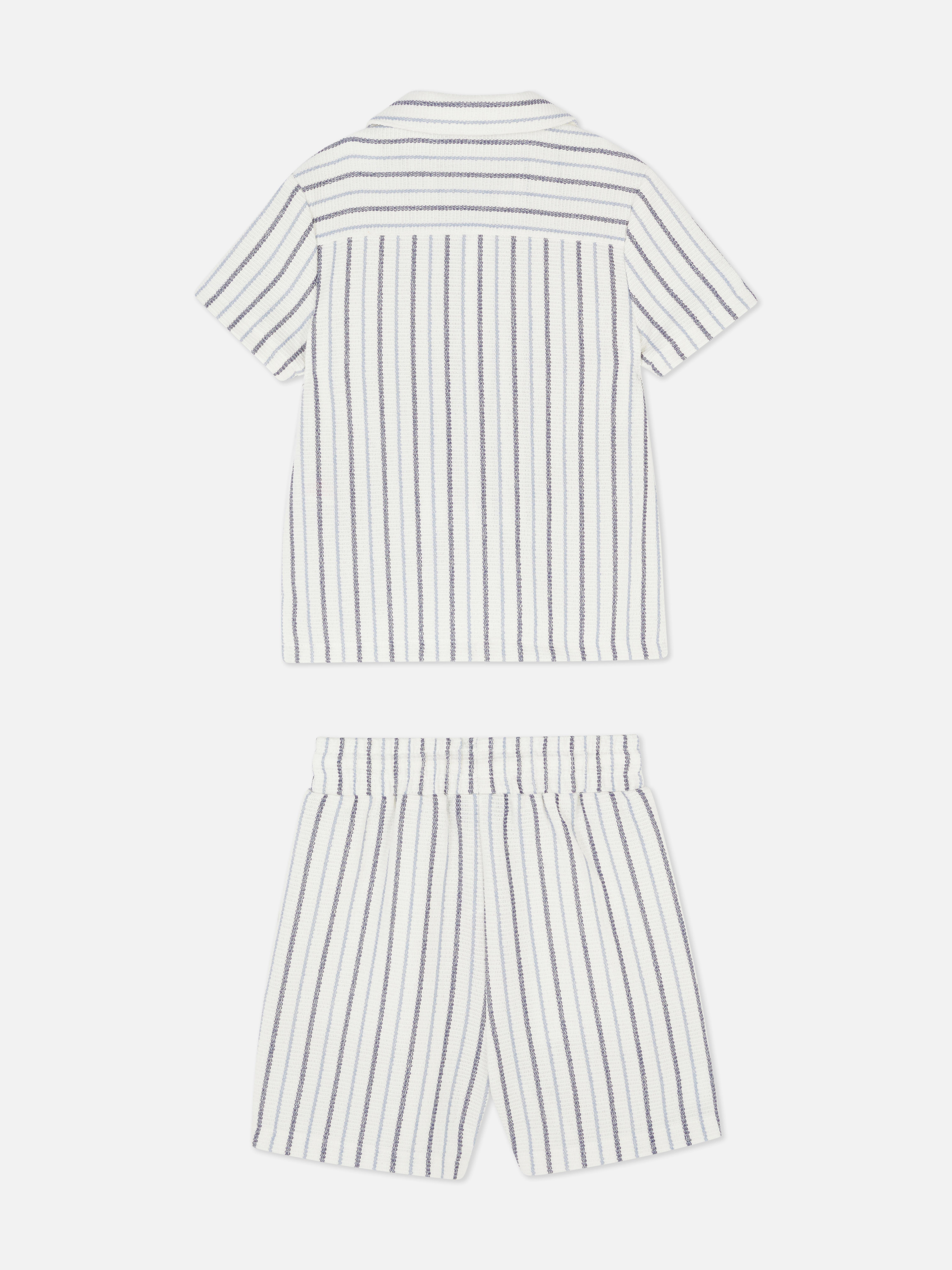 Strickhemd mit Knopfleiste und Shorts im Set