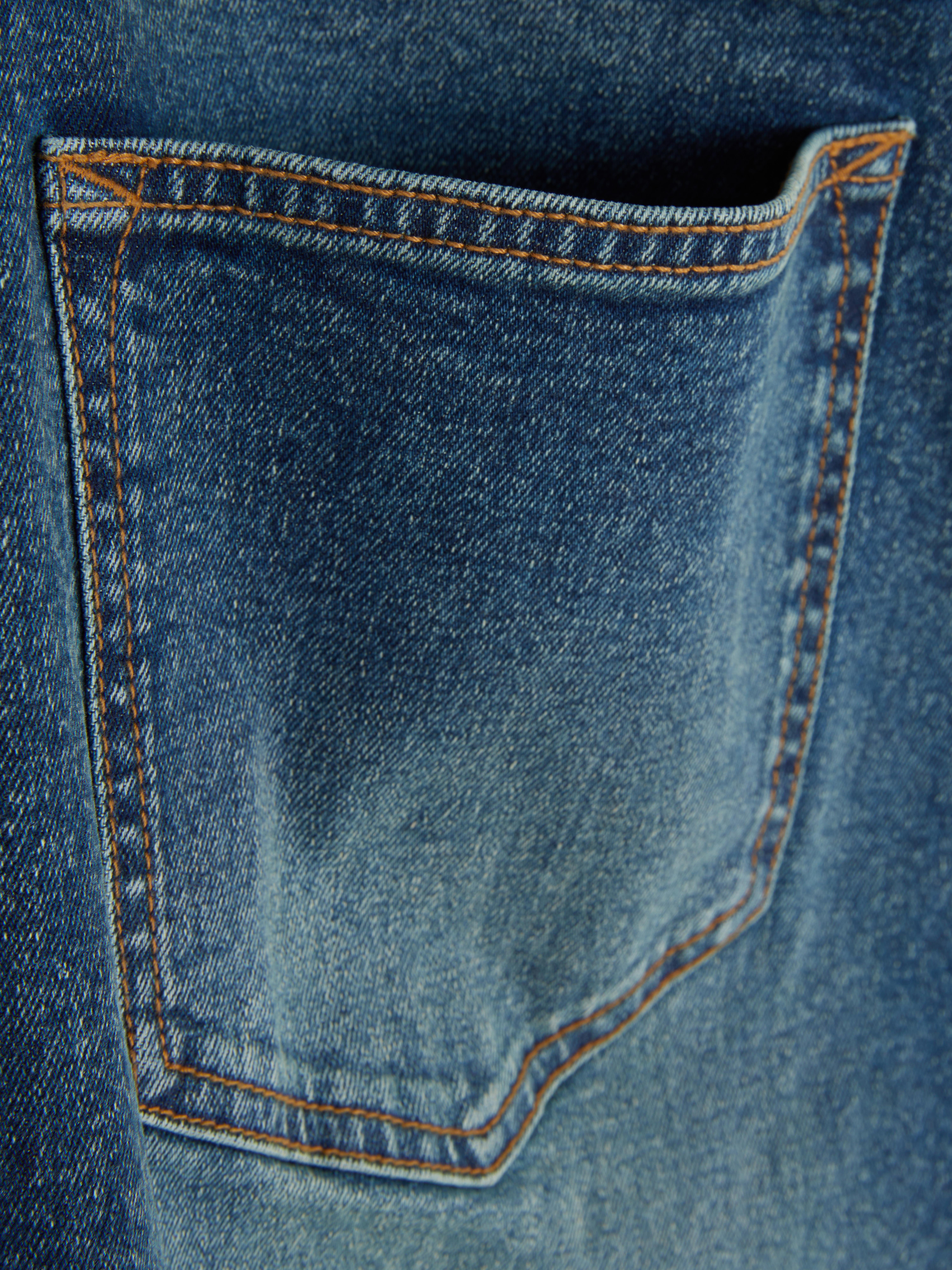 Stretch Straight Jeans