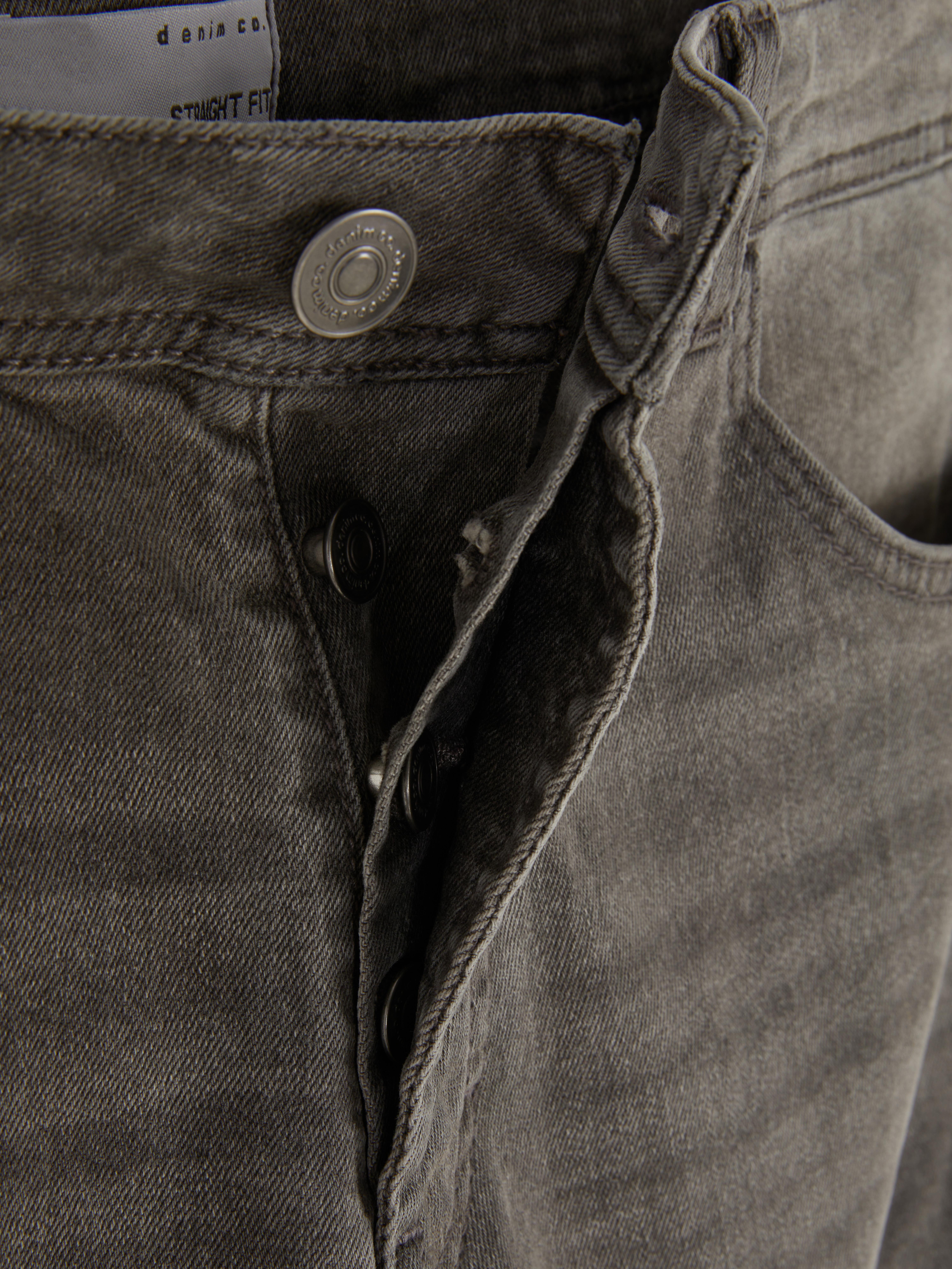 Stretch Straight Jeans
