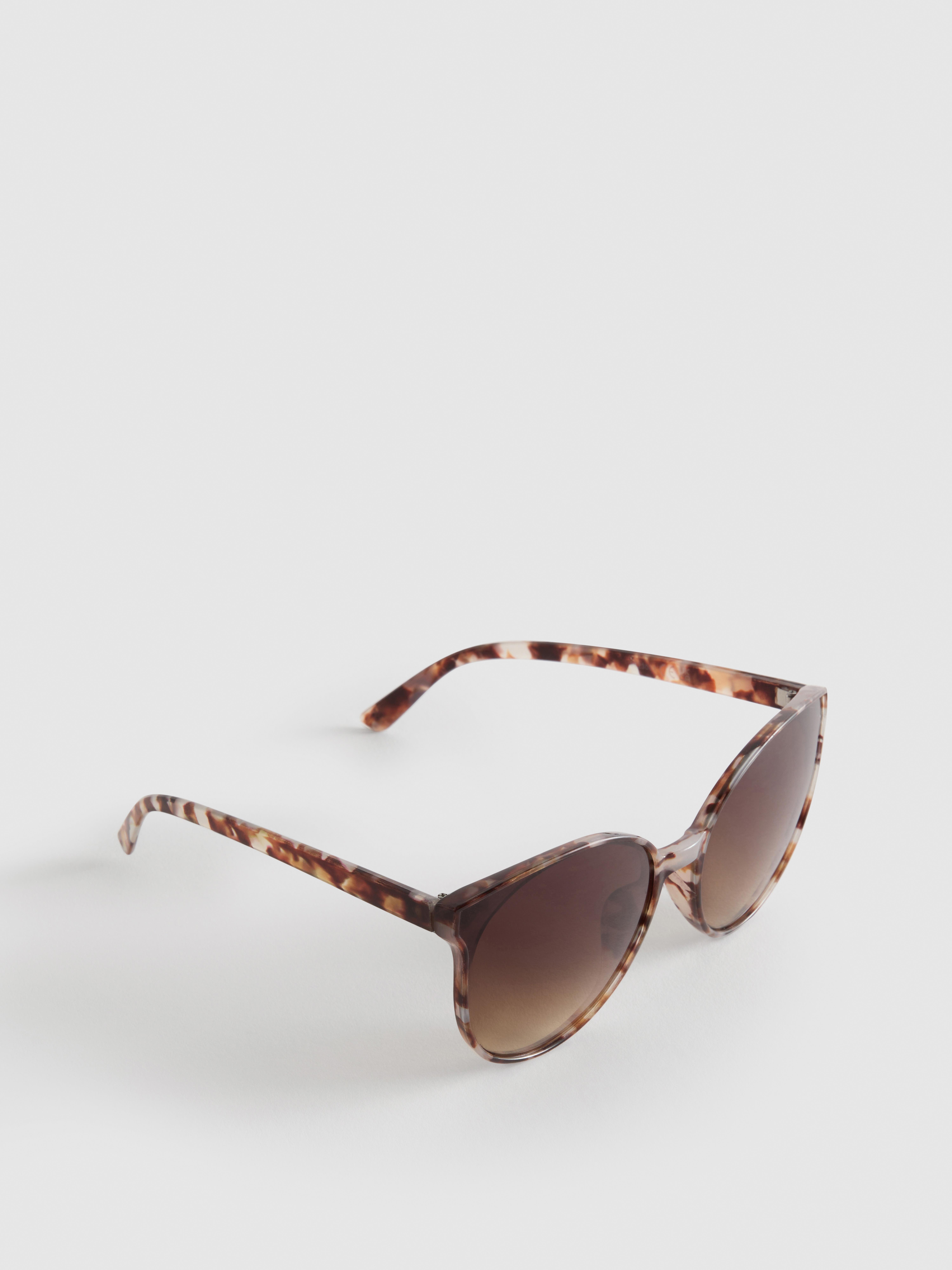 Sluneční brýle cateye