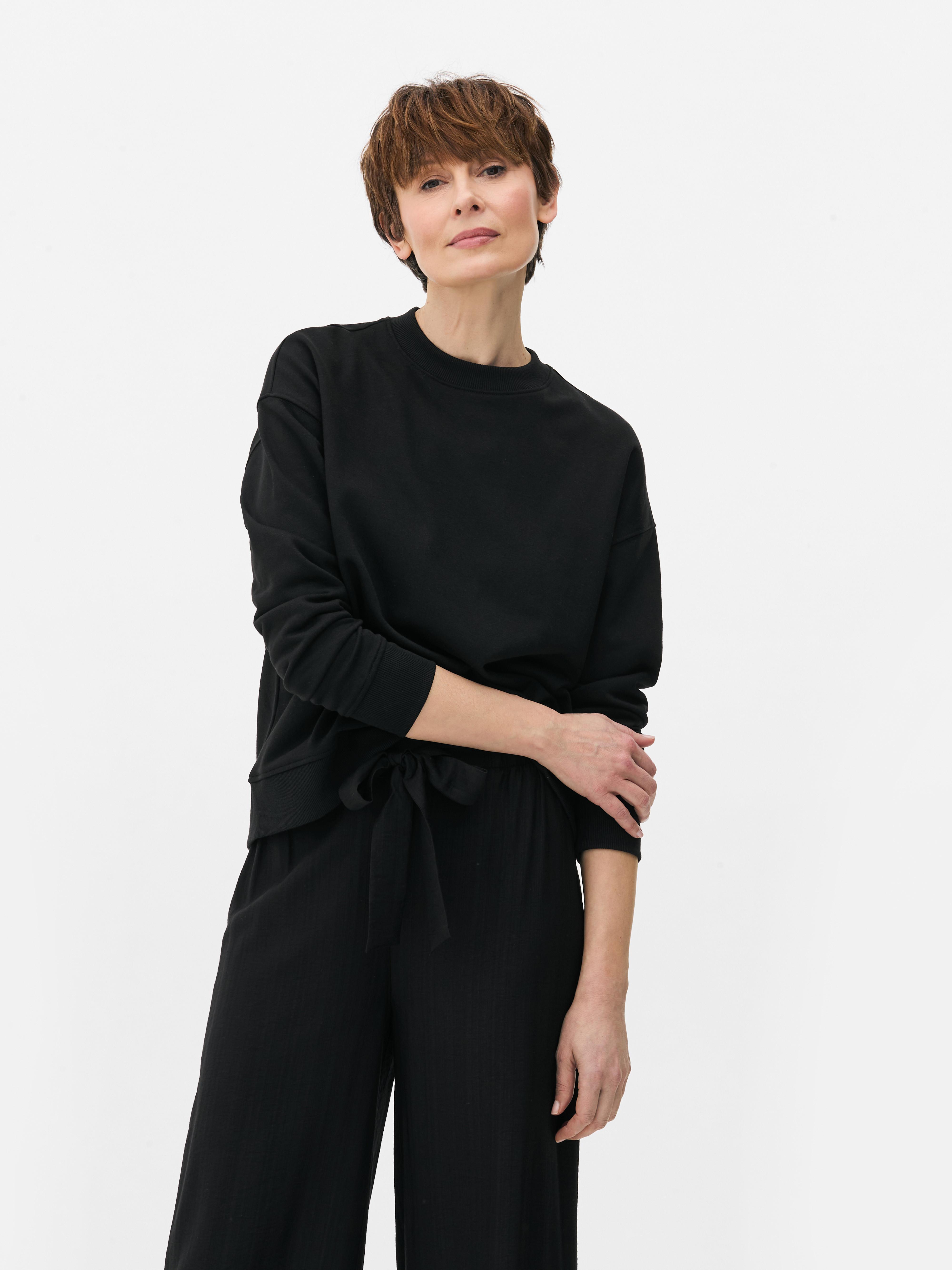 Essential Sweatshirt