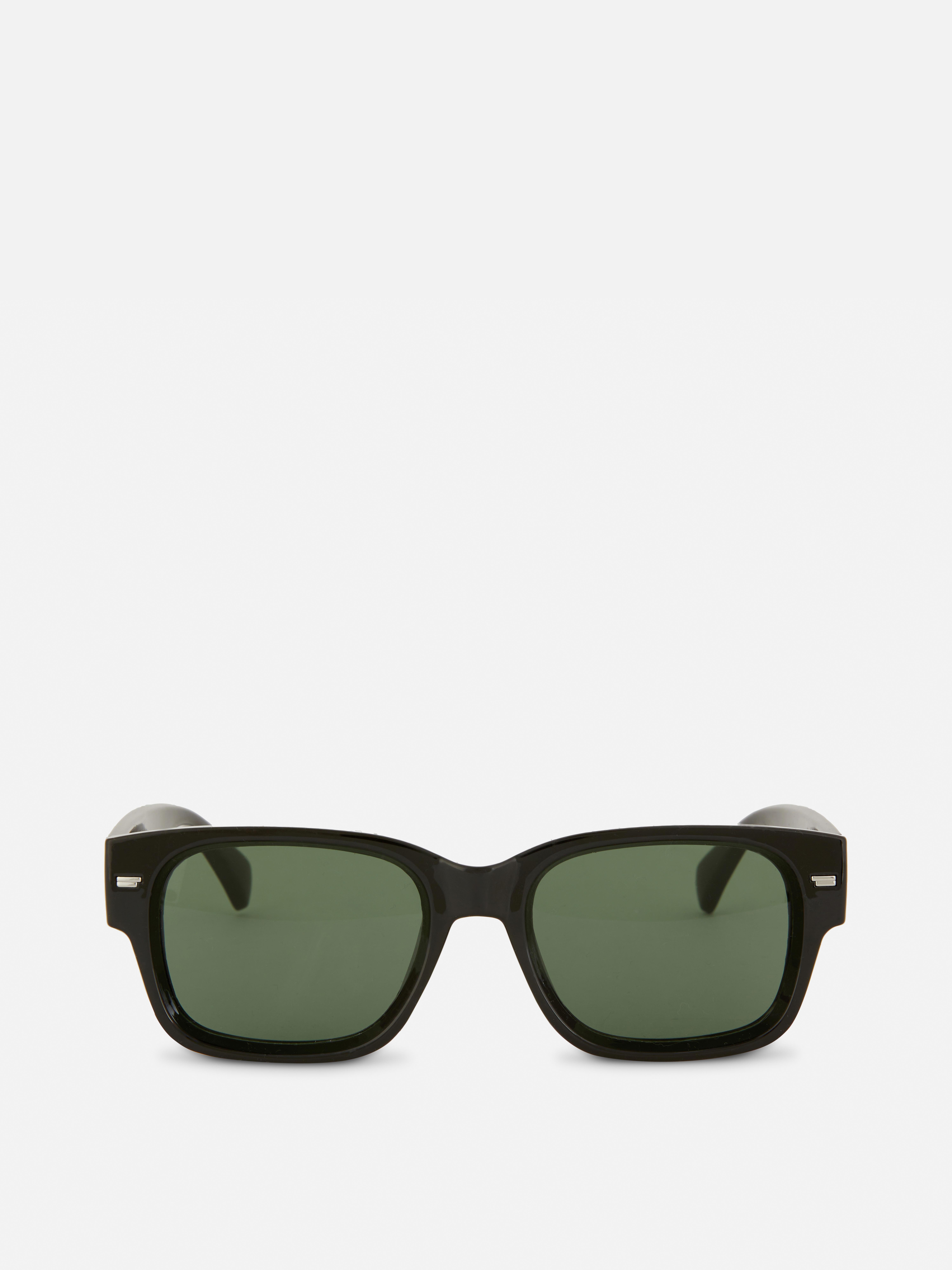 Eckige Sonnenbrille mit abgeschrägtem Gestell