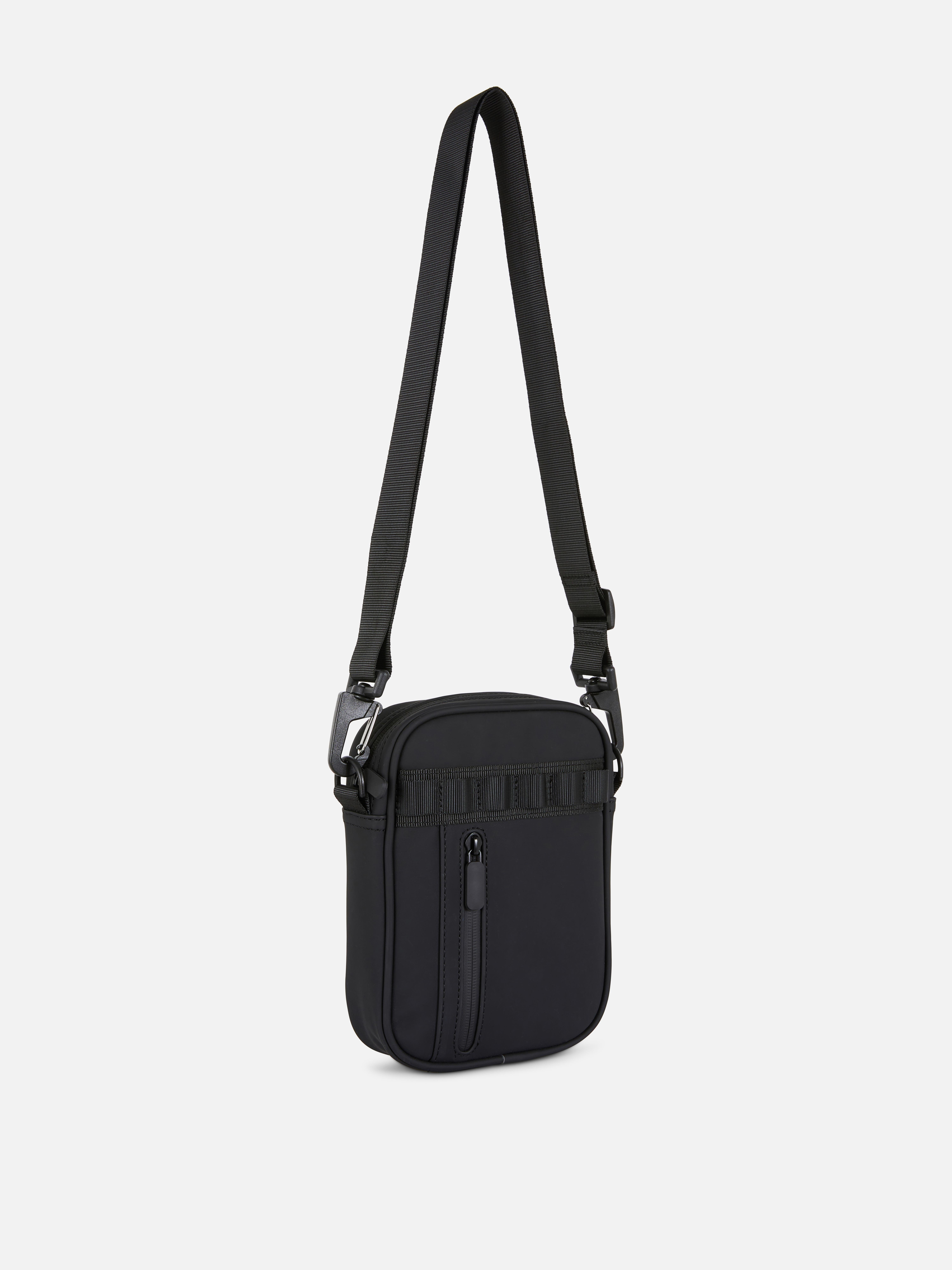 Sac caoutchouté à bandoulière
