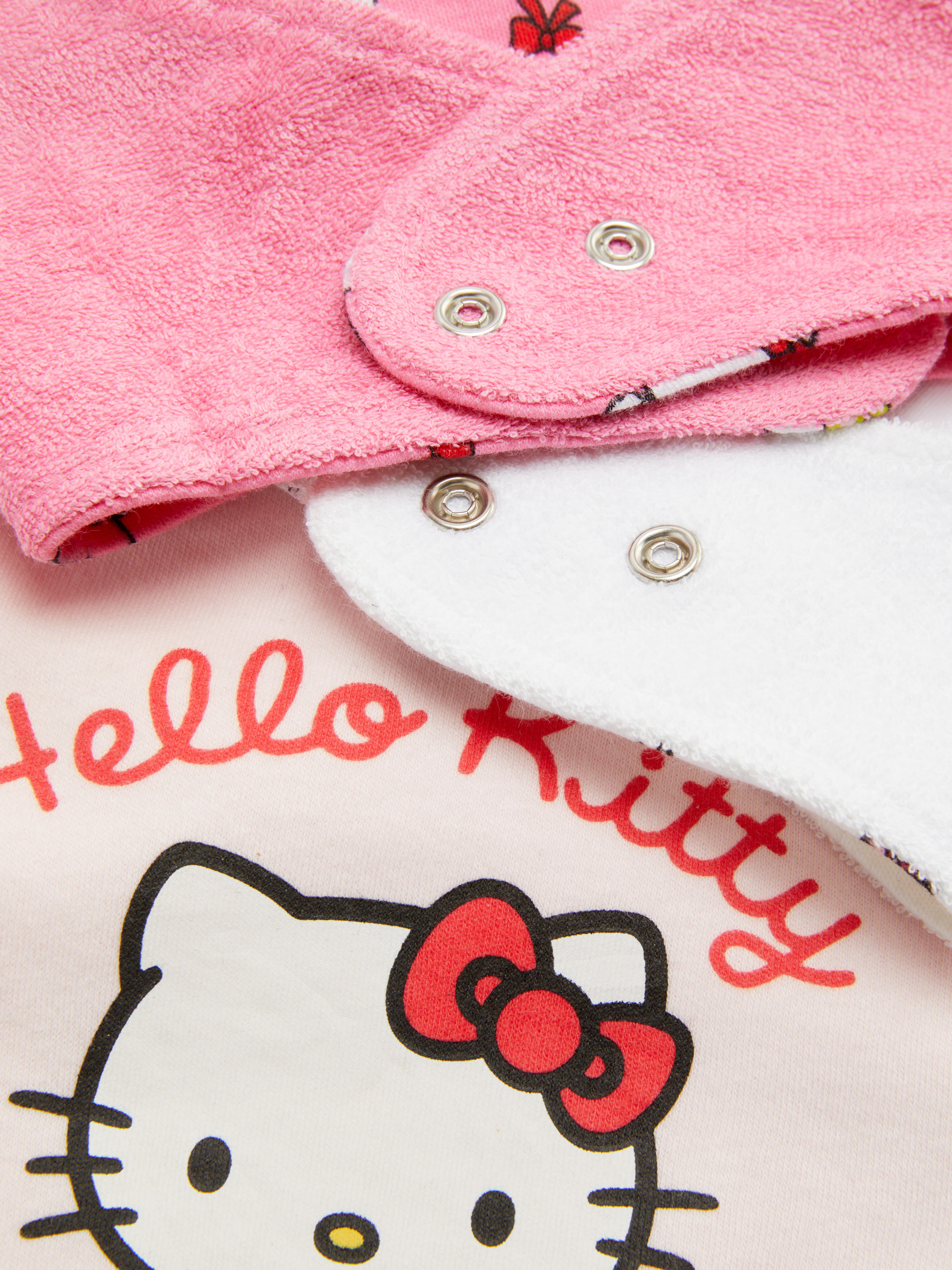 Lot de 3 bavoirs bandana Hello Kitty and Friends