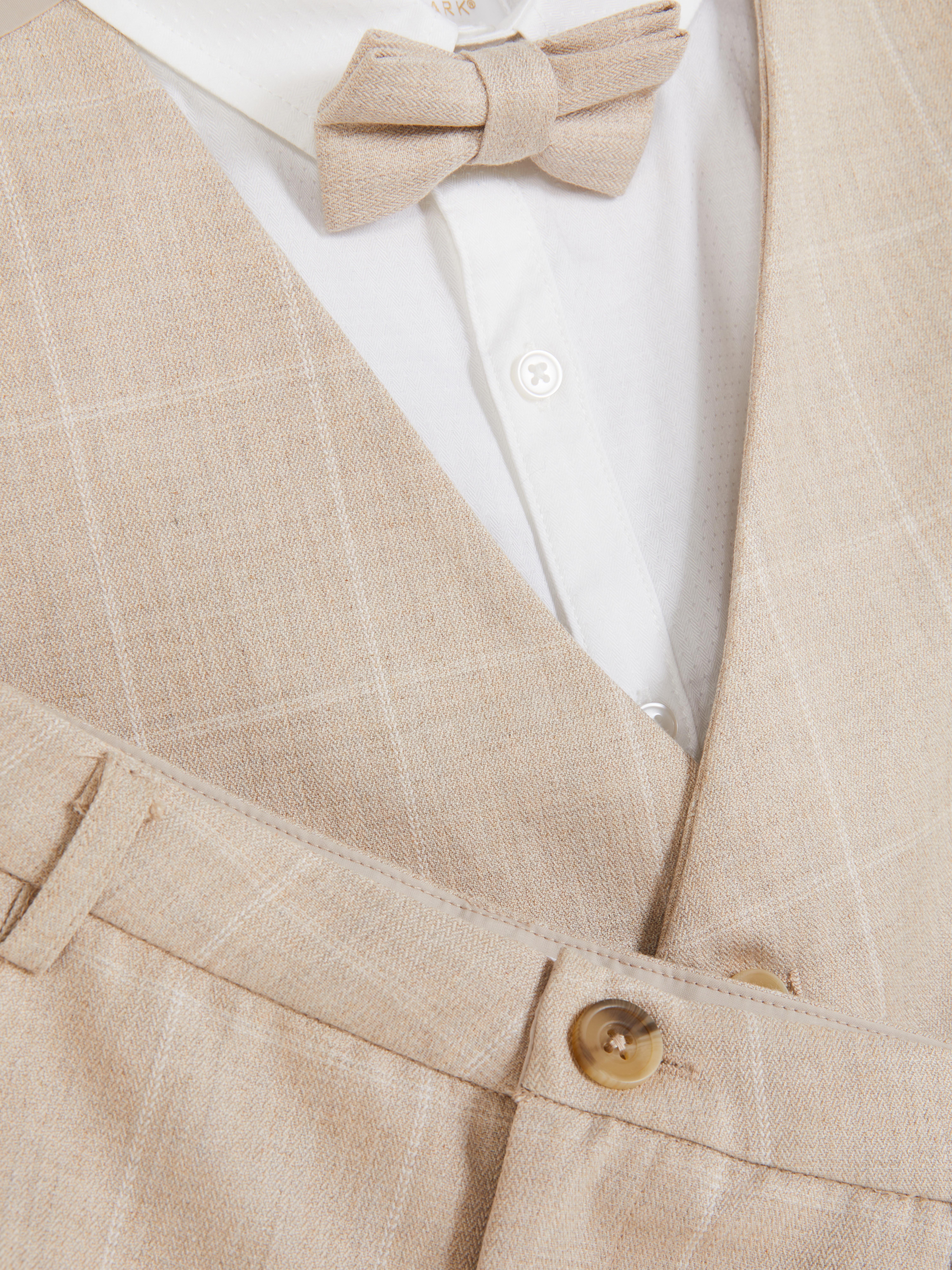 Conjunto formal de cuatro piezas