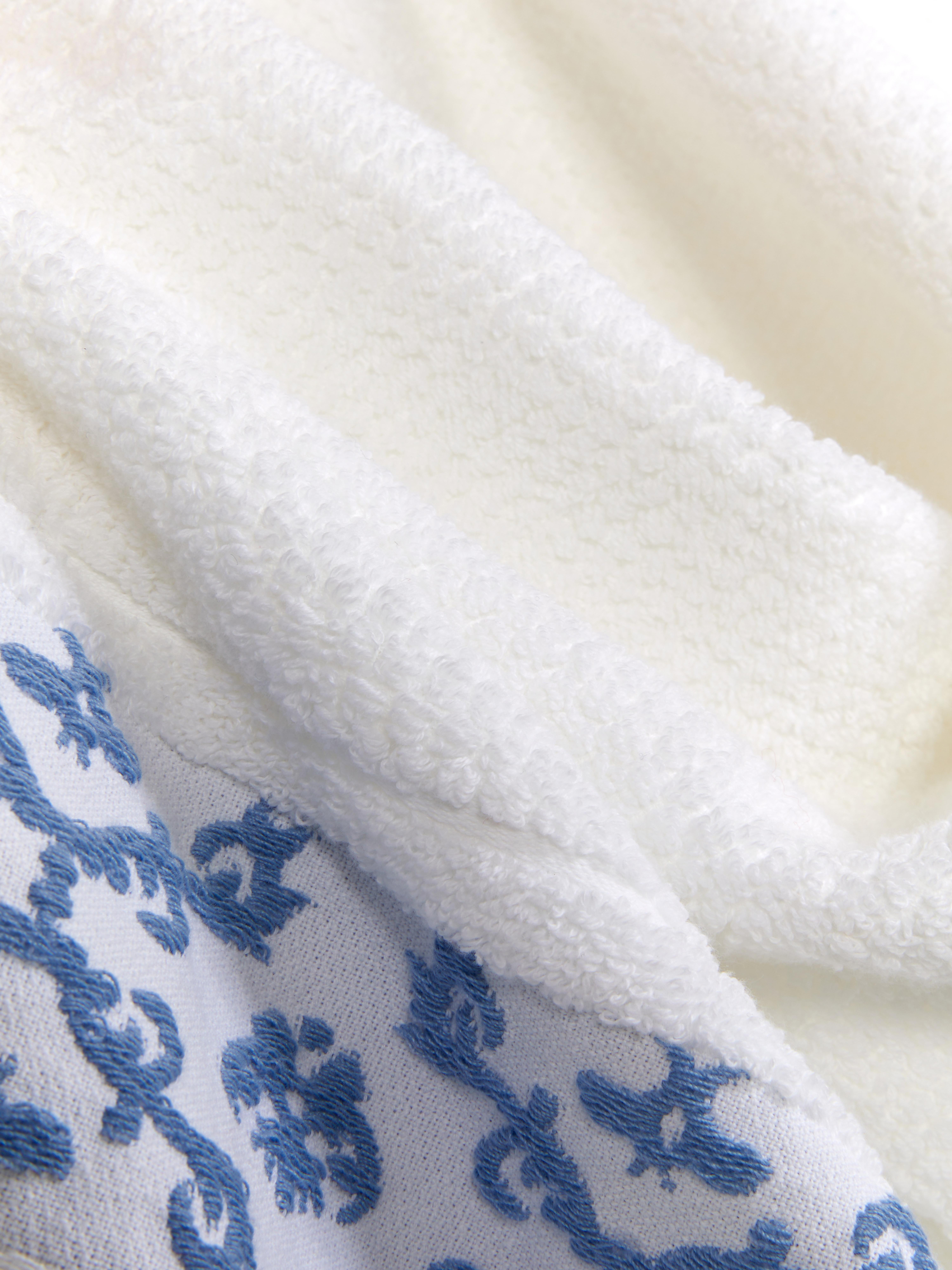 Bordered Bath Towel
