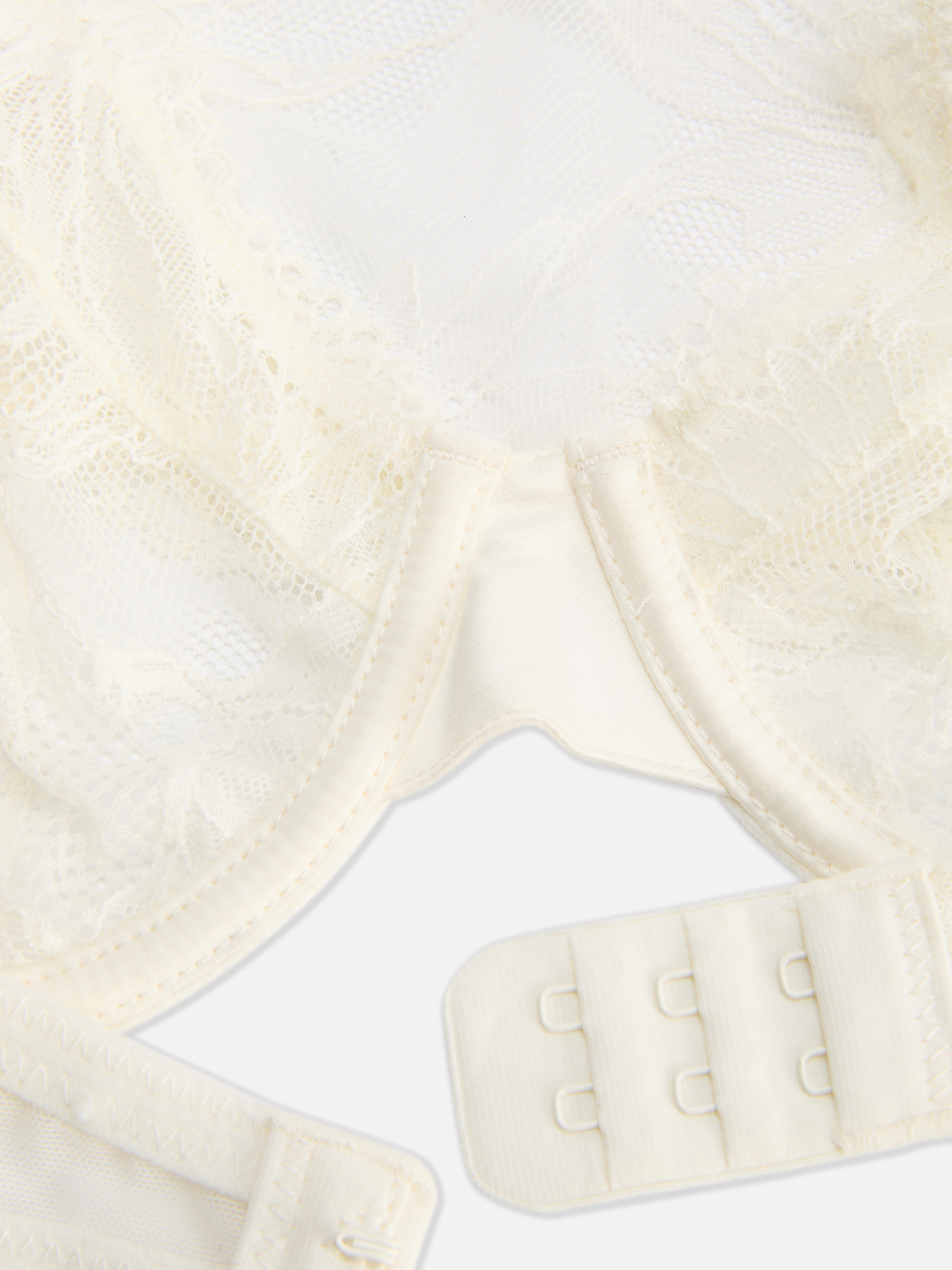 Kanten lingerieset zonder vulling