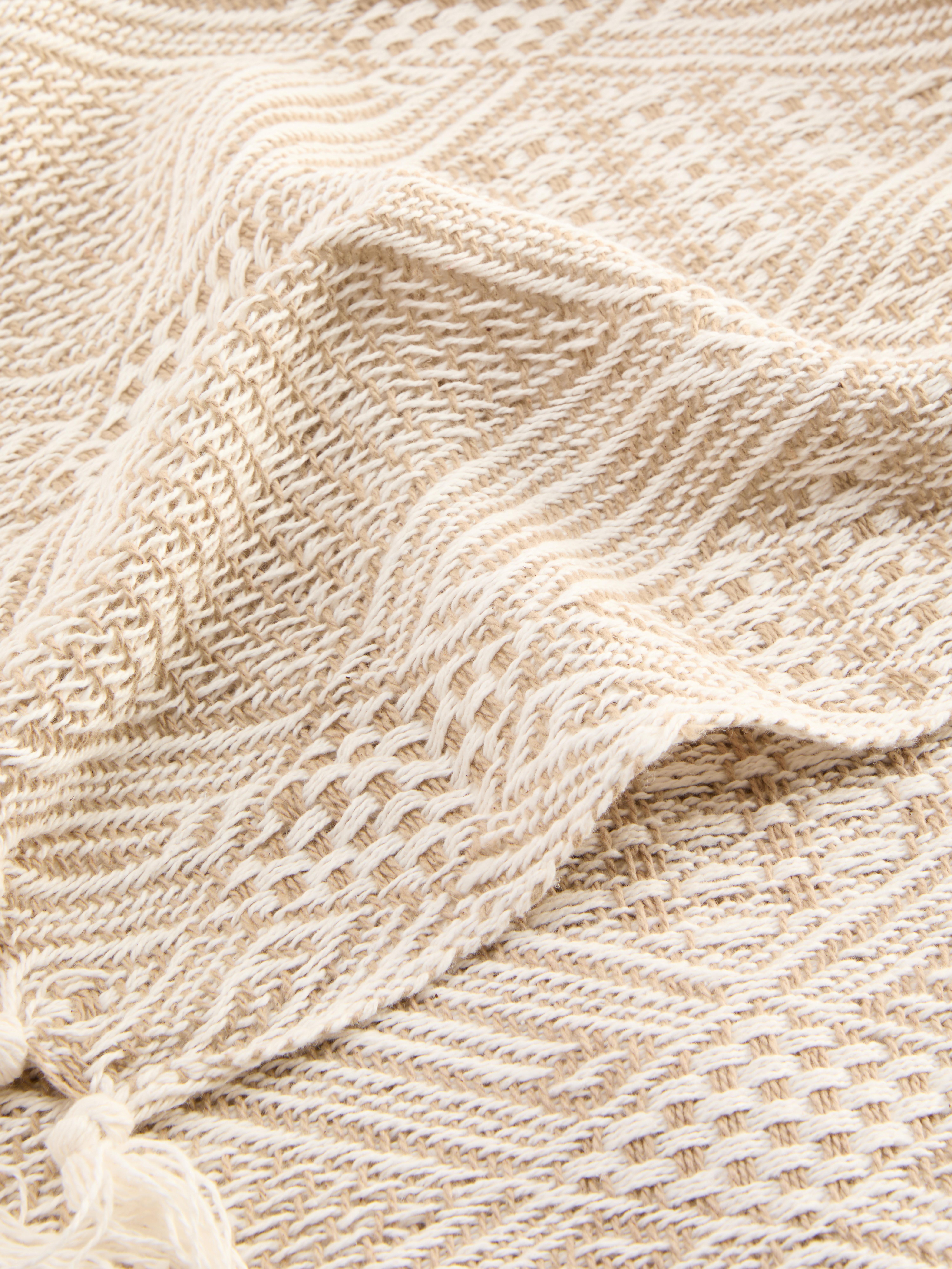 Geometric Throw With Tassels