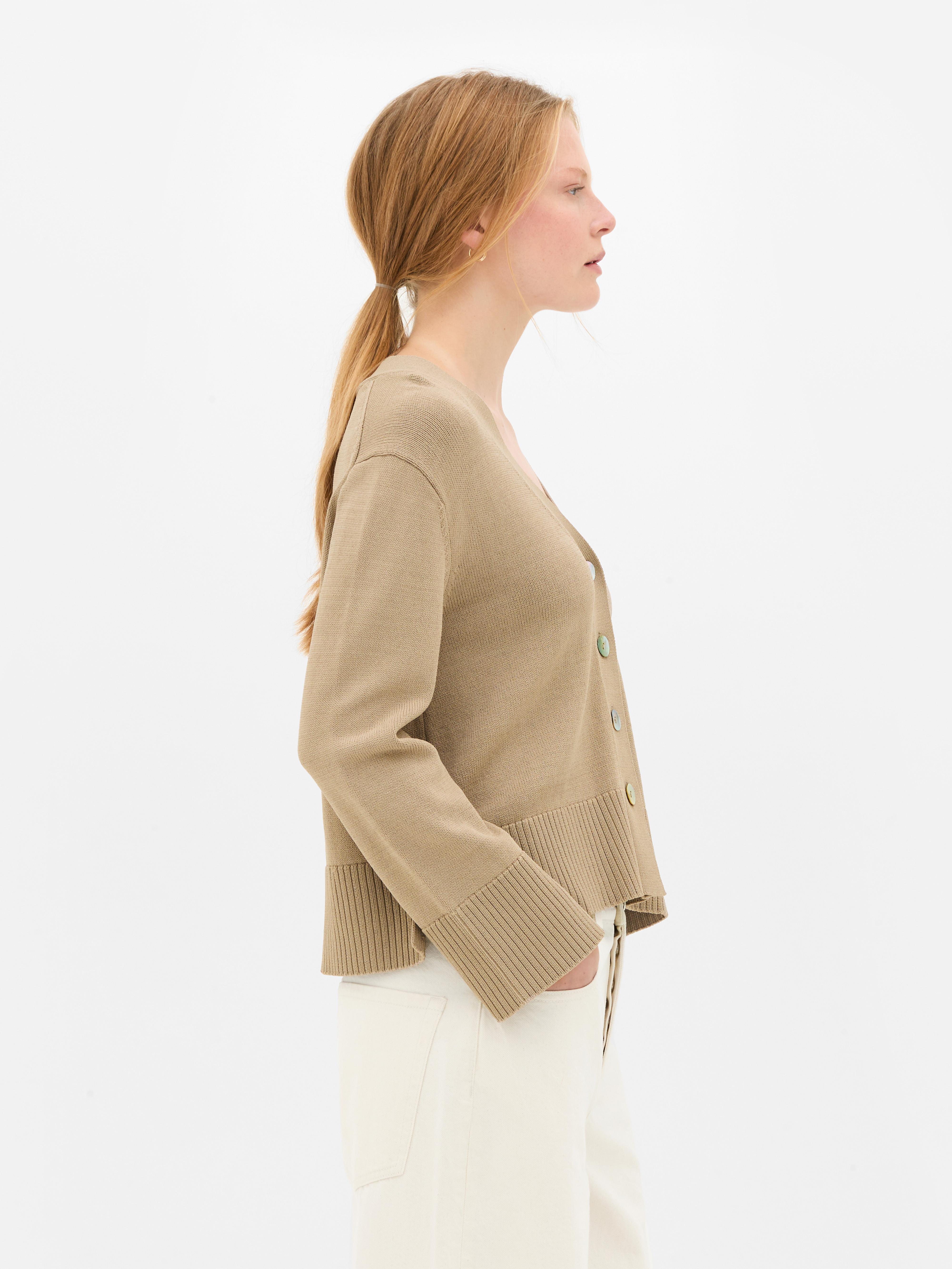 Gilet à col en V tricoté The Edit