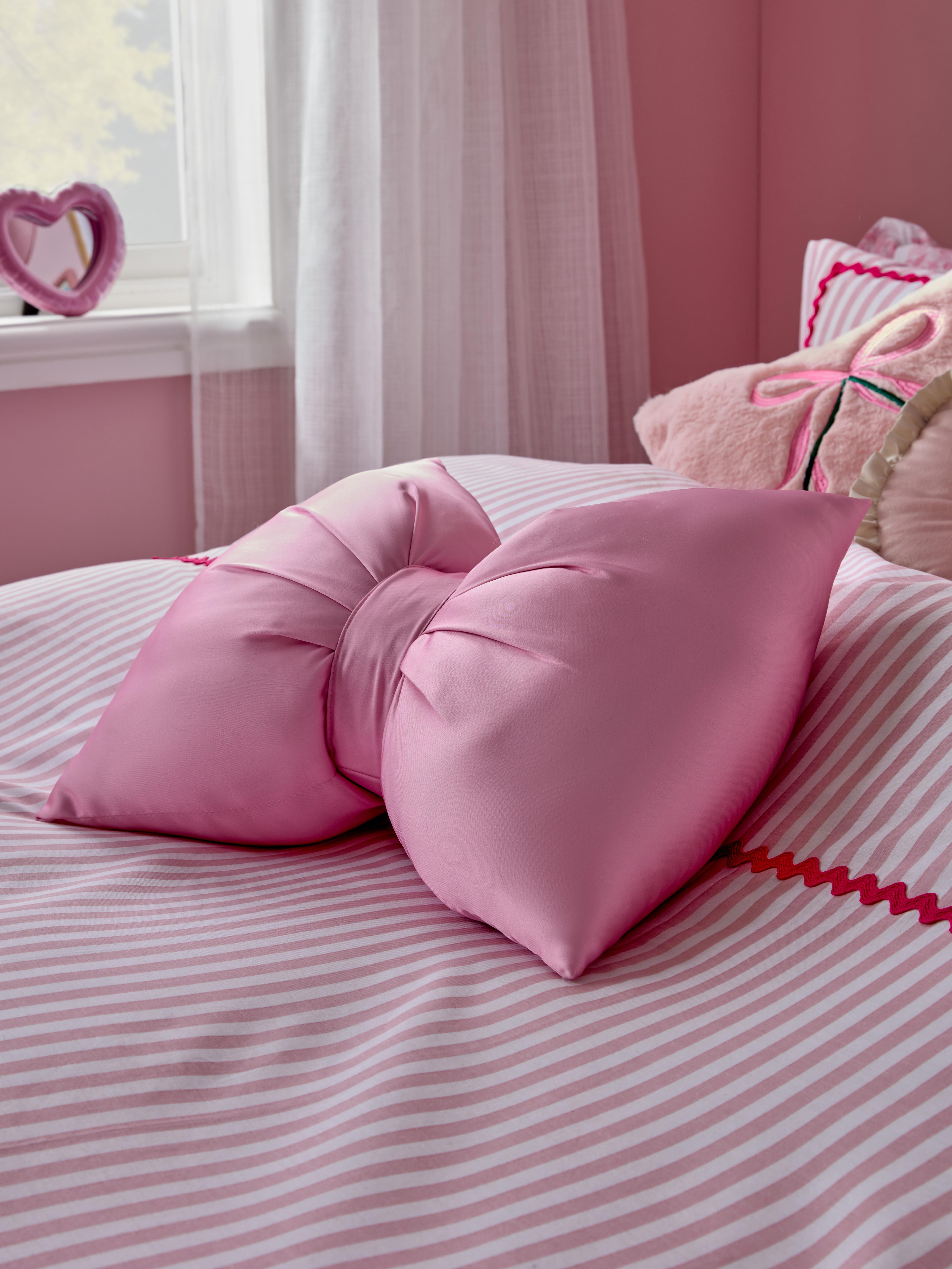 Coussin en forme de nœud