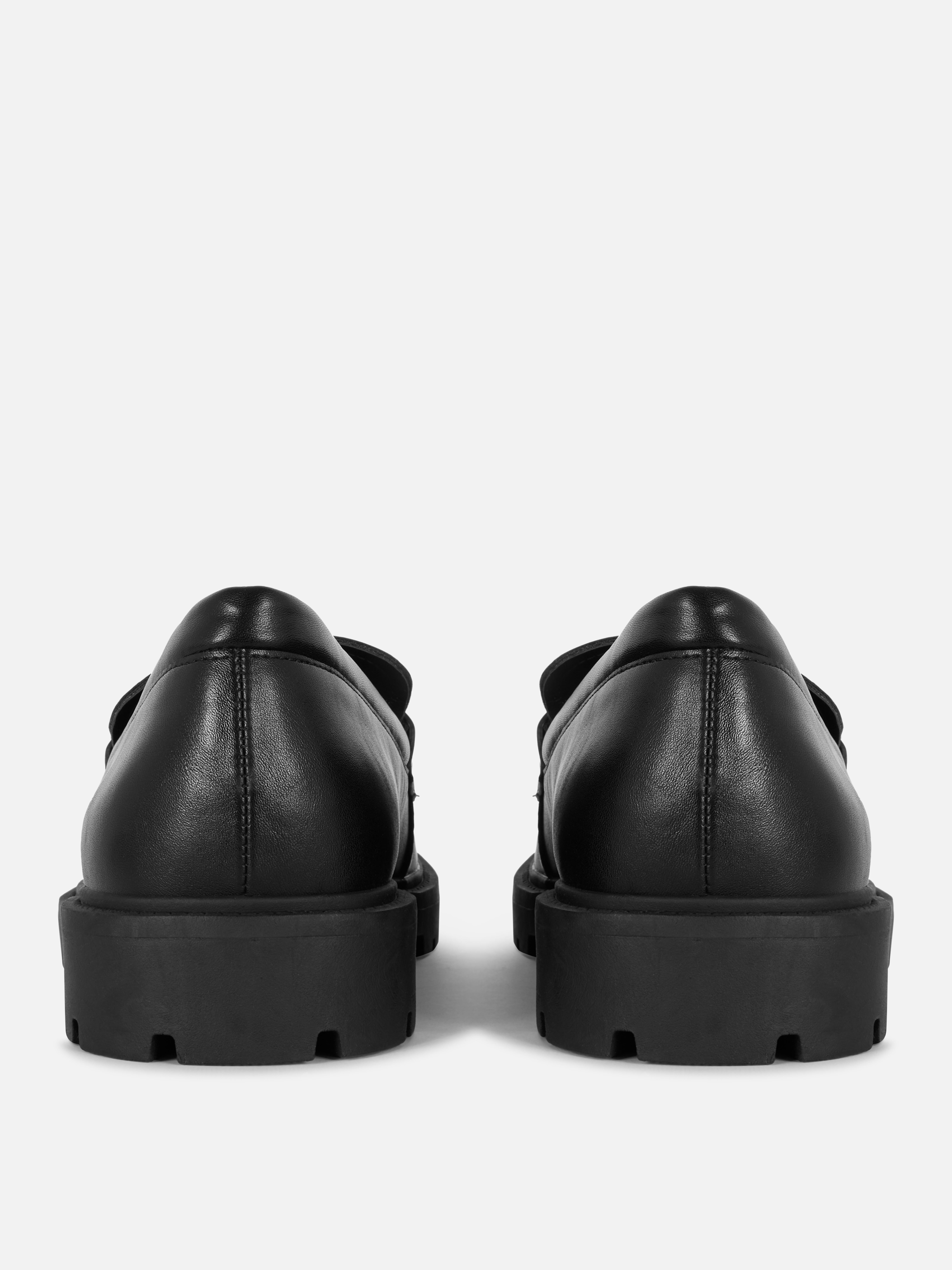 Mocasines gruesos sin cordones